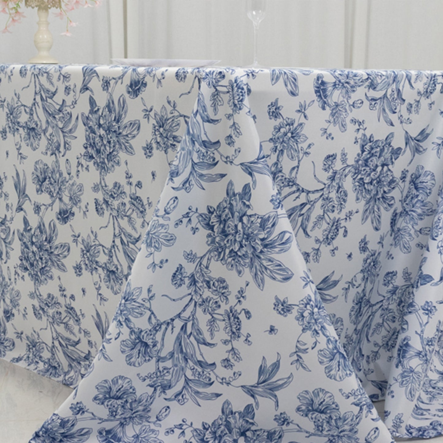 90"x156" White Blue French Toile Polyester Tablecloth, Seamless Floral Rectangle Table Cover for 8 Foot Tables With Floor-Length Drop