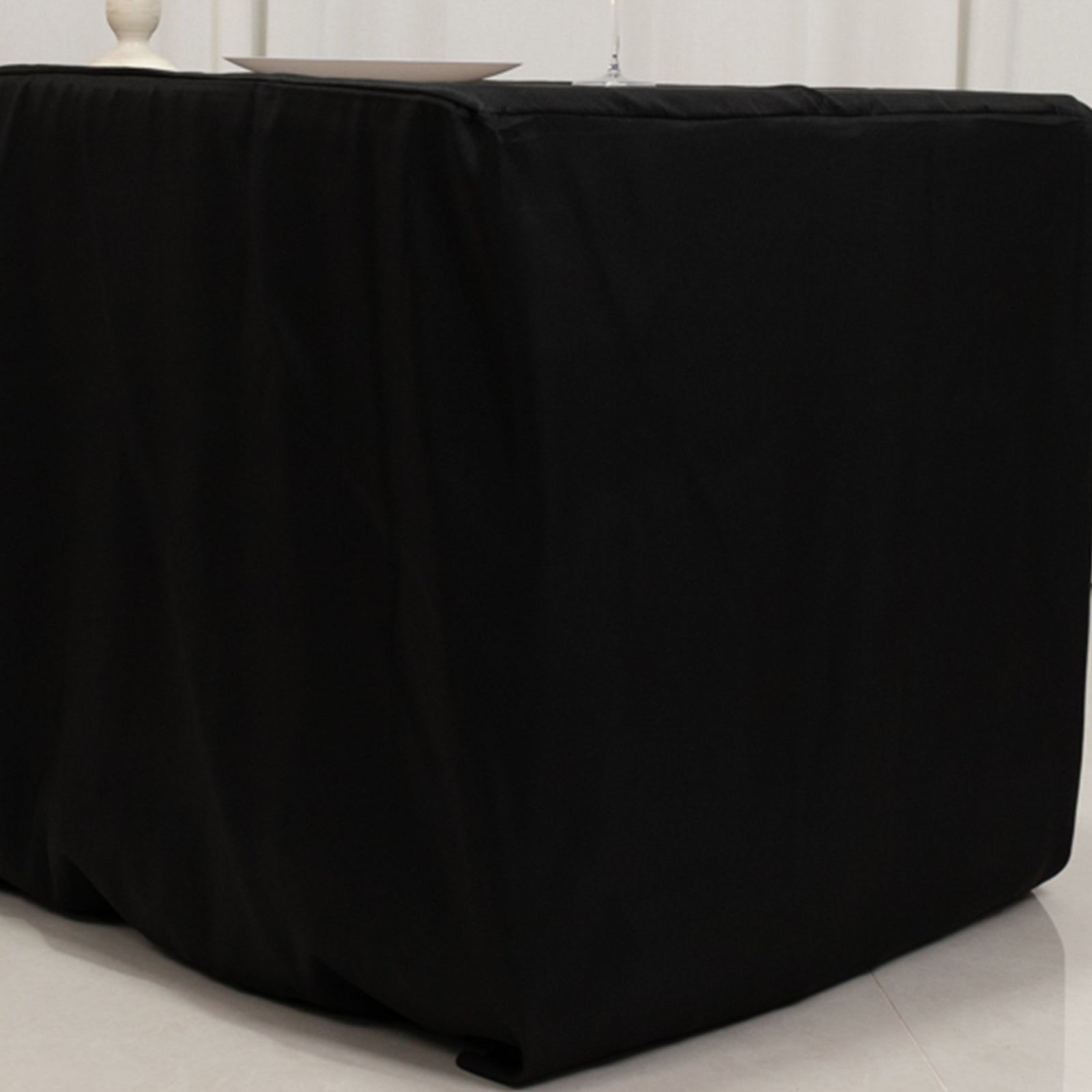 Black fitted tablecloth for 6ft tables, 220GSM premium polyester.