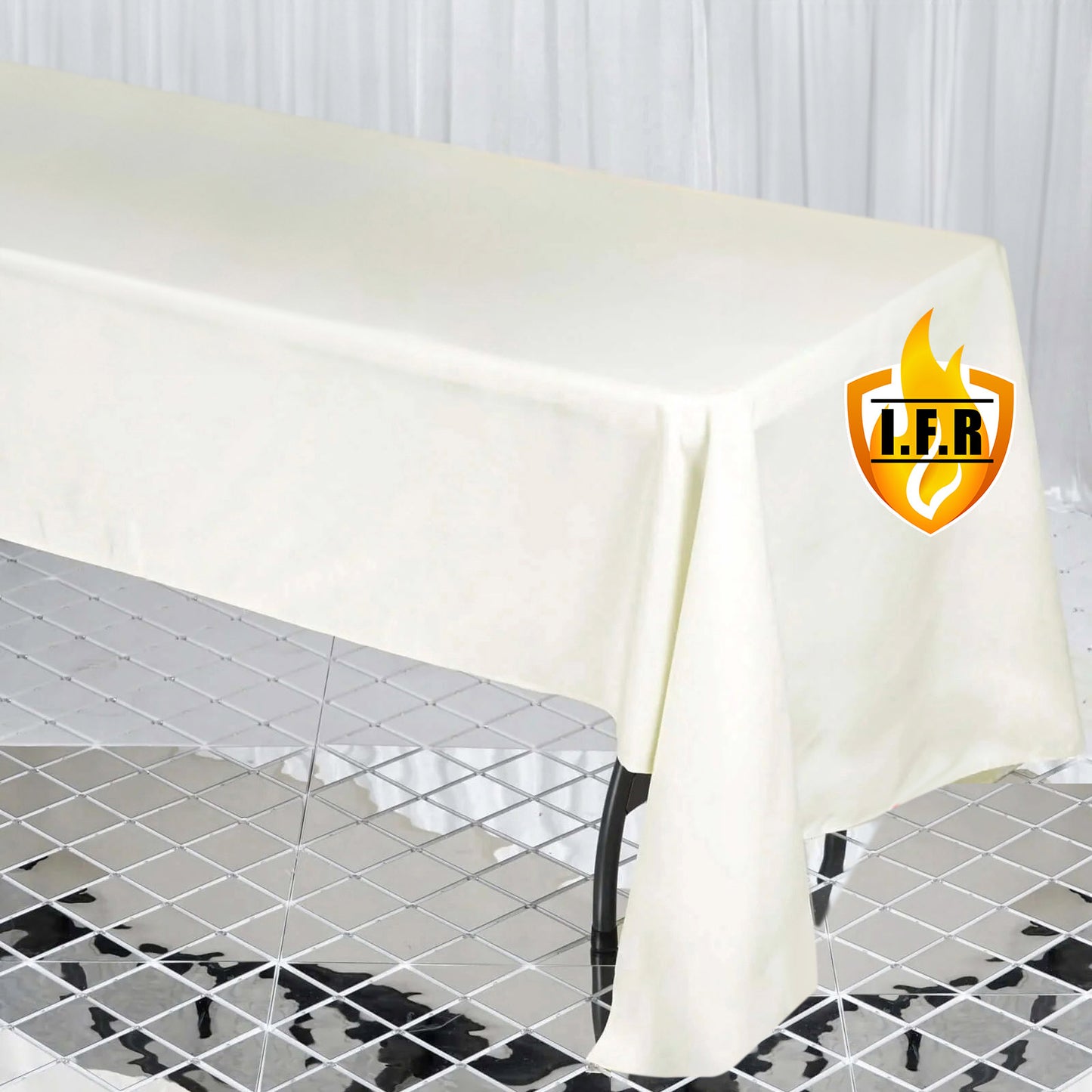 Ivory fire retardant rectangular tablecloth 60"x126" in premium polyester.