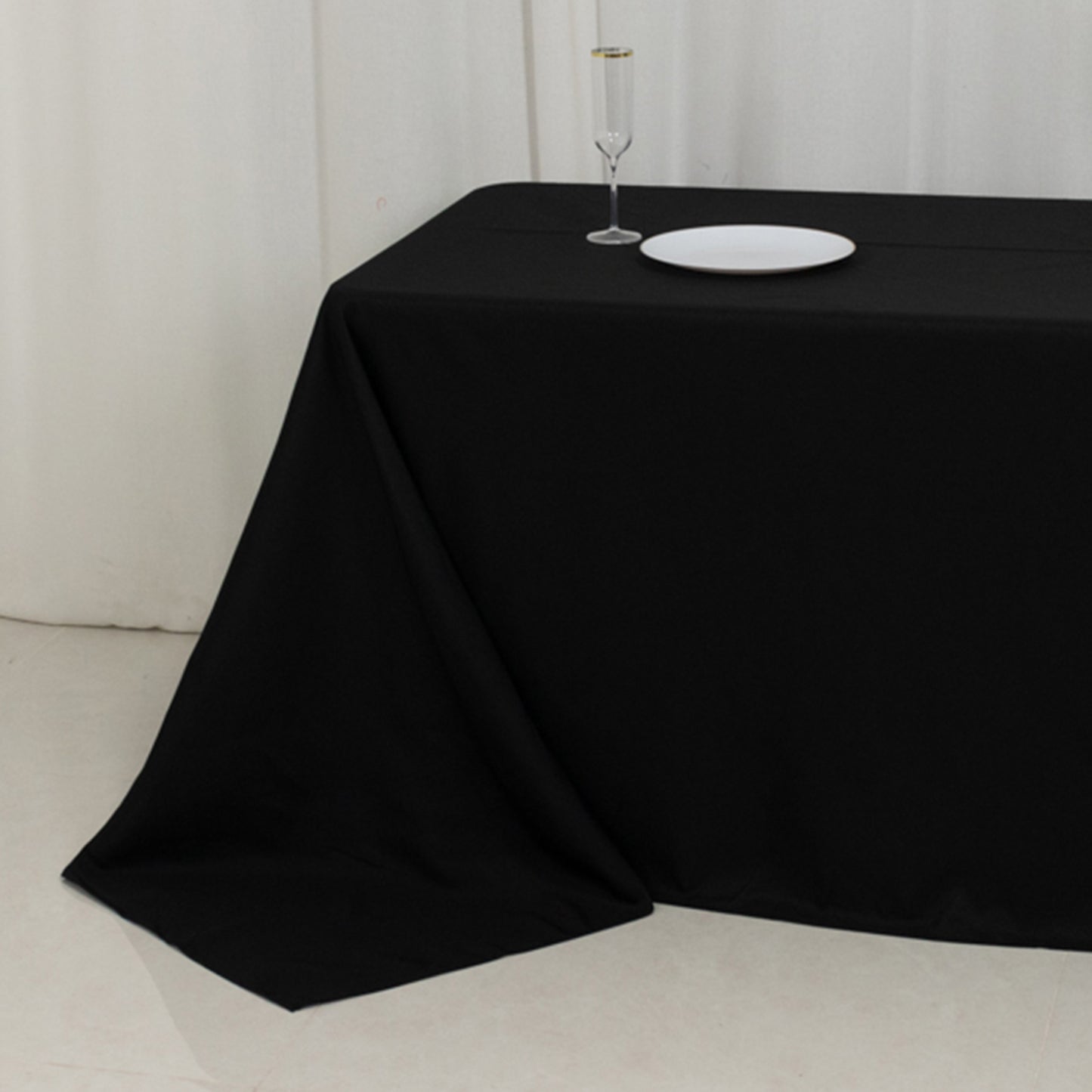 90"x156" Fire Retardant Black Tablecloth Seamless Premium Polyester Rectangular Table Cover for 8 Foot Table With Floor-Length Drop