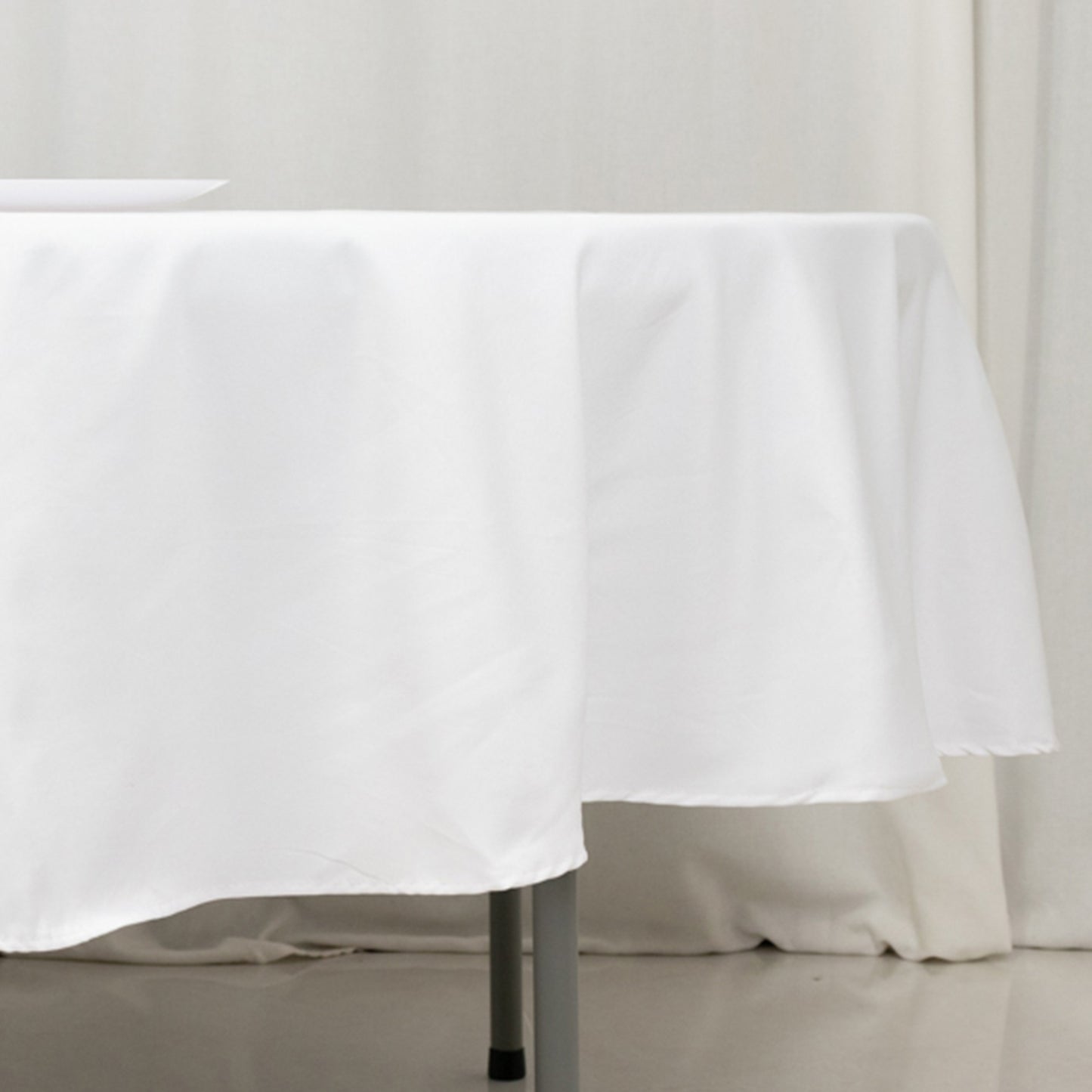 90" White Fire Retardant Tablecloth Premium Polyester Round Table Cover