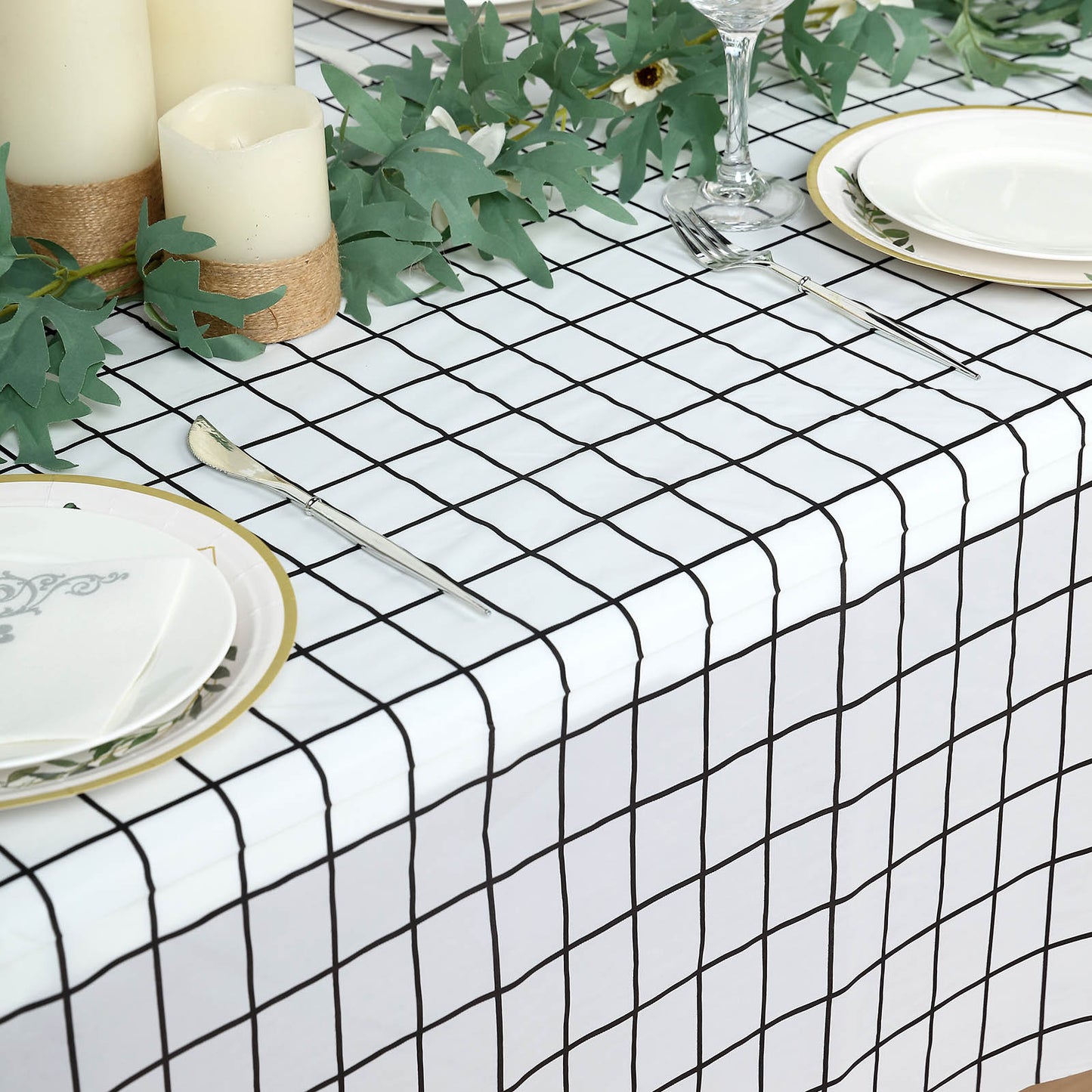 5 Pack Black White Grid Rectangle Plastic Table Covers, 54"x108" Checkered PVC Waterproof Disposable Tablecloths