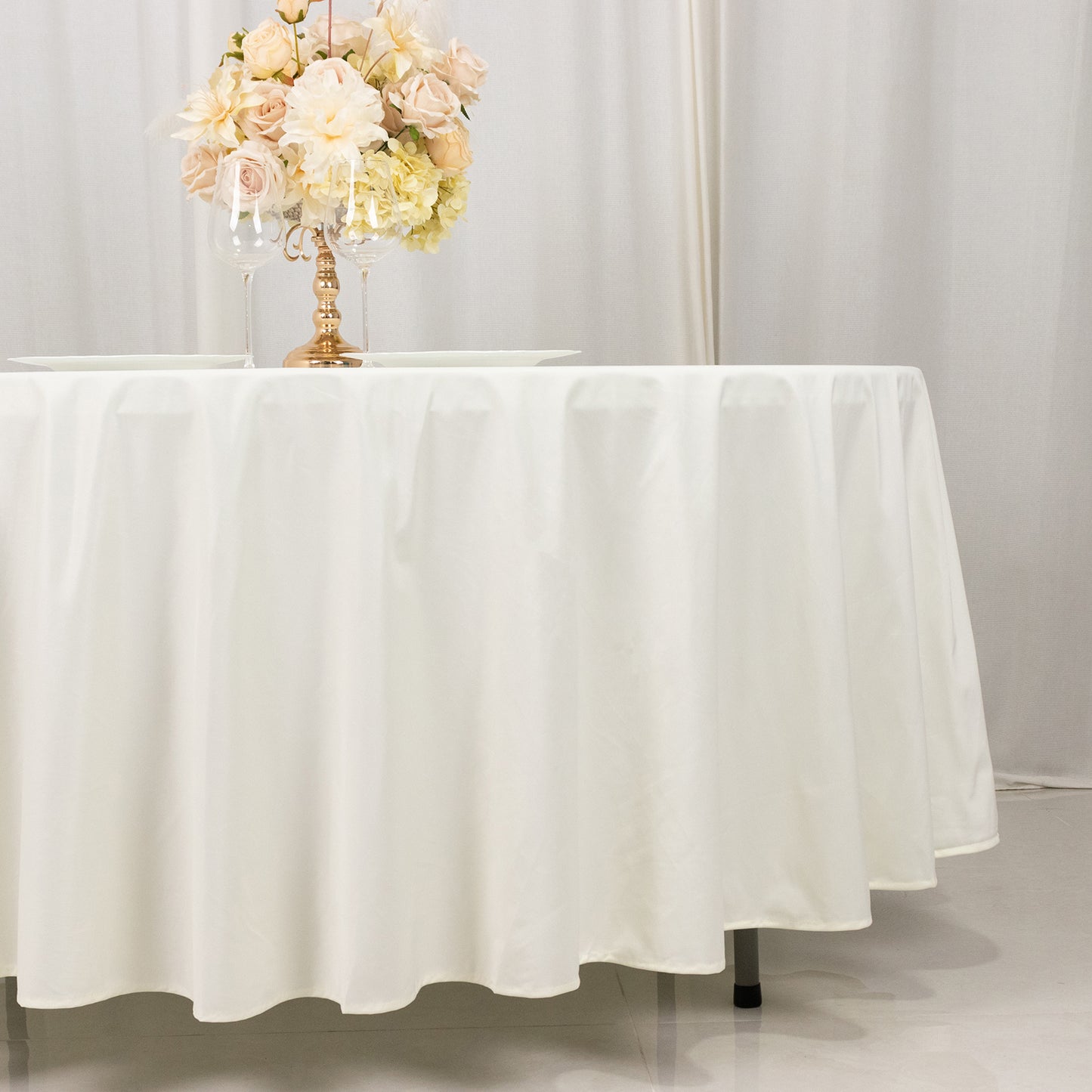 108" Ivory Premium Scuba Round Tablecloth, Wrinkle Free Polyester Tablecloth