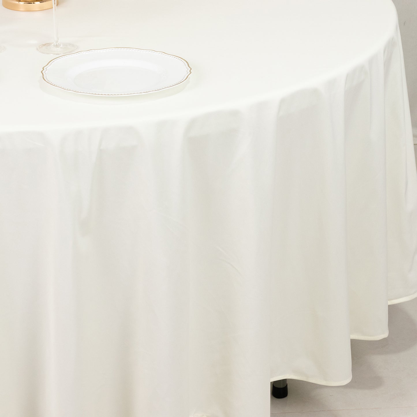 108" Ivory Premium Scuba Round Tablecloth, Wrinkle Free Polyester Tablecloth