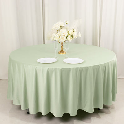 Seamless Table Cover for a Refined Look