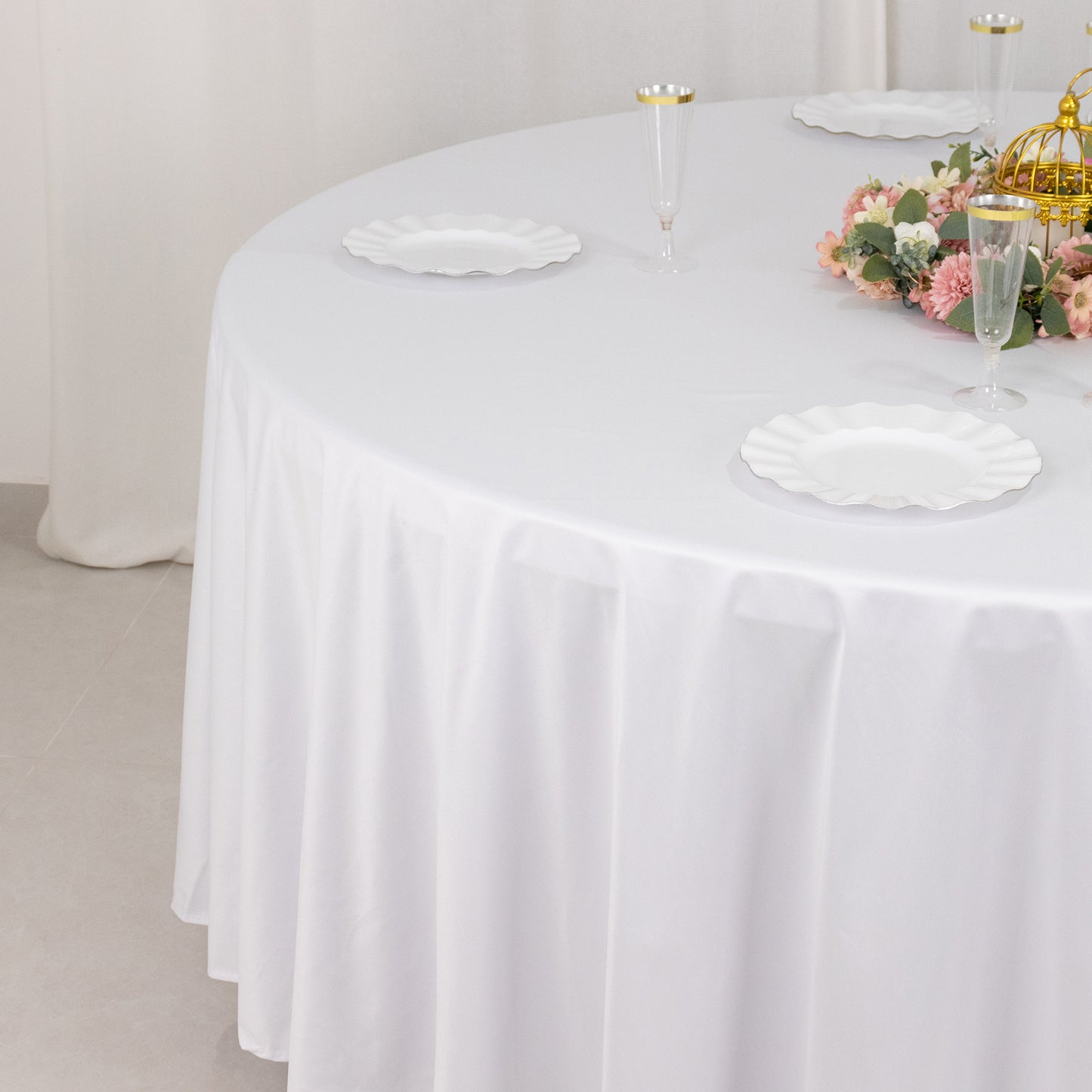 108" White Premium Scuba Round Tablecloth, Wrinkle Free Polyester Tablecloth