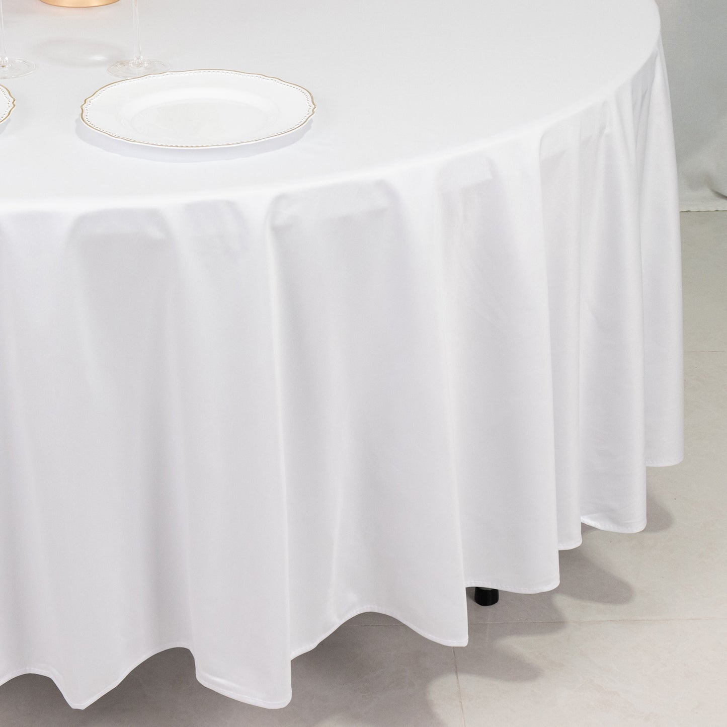 108" White Premium Scuba Round Tablecloth, Wrinkle Free Polyester Tablecloth