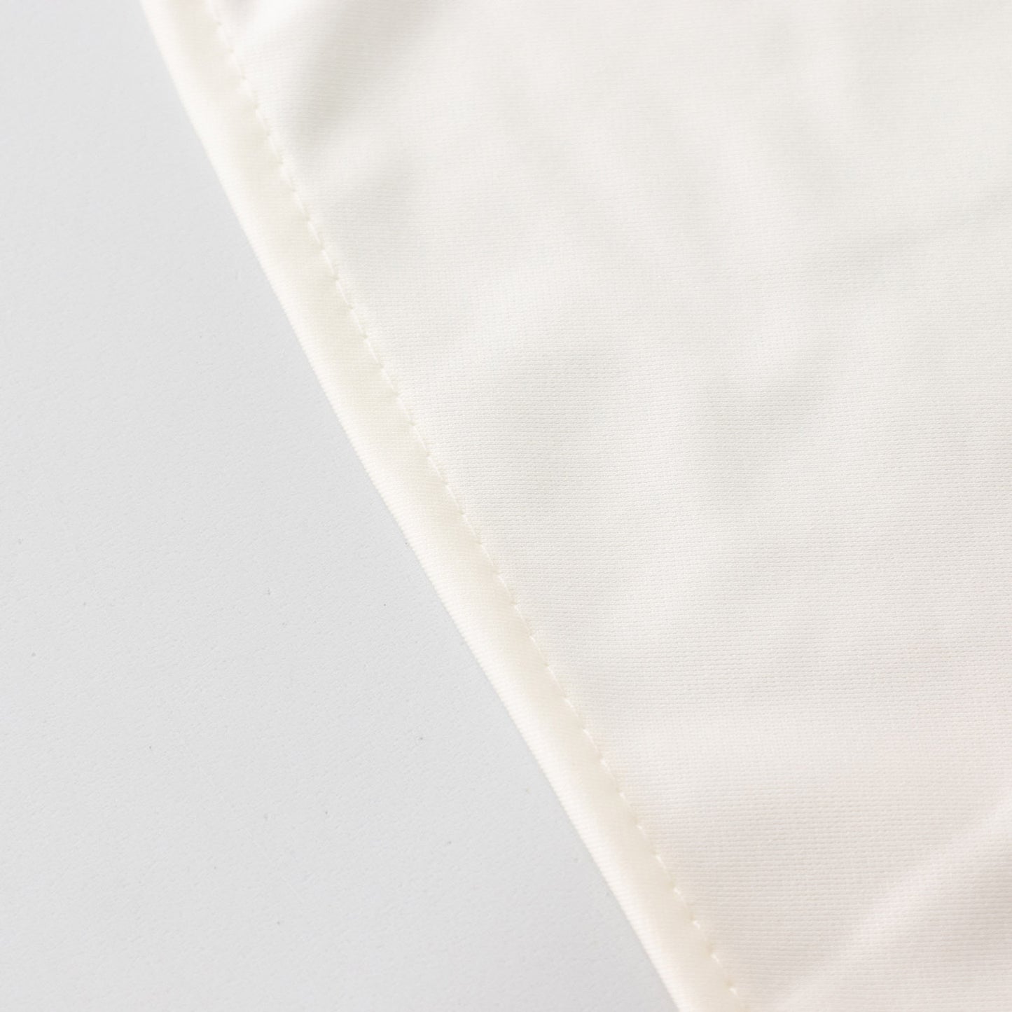 120" Ivory Scuba Wrinkle Free Round Tablecloth, Seamless Scuba Polyester Tablecloth