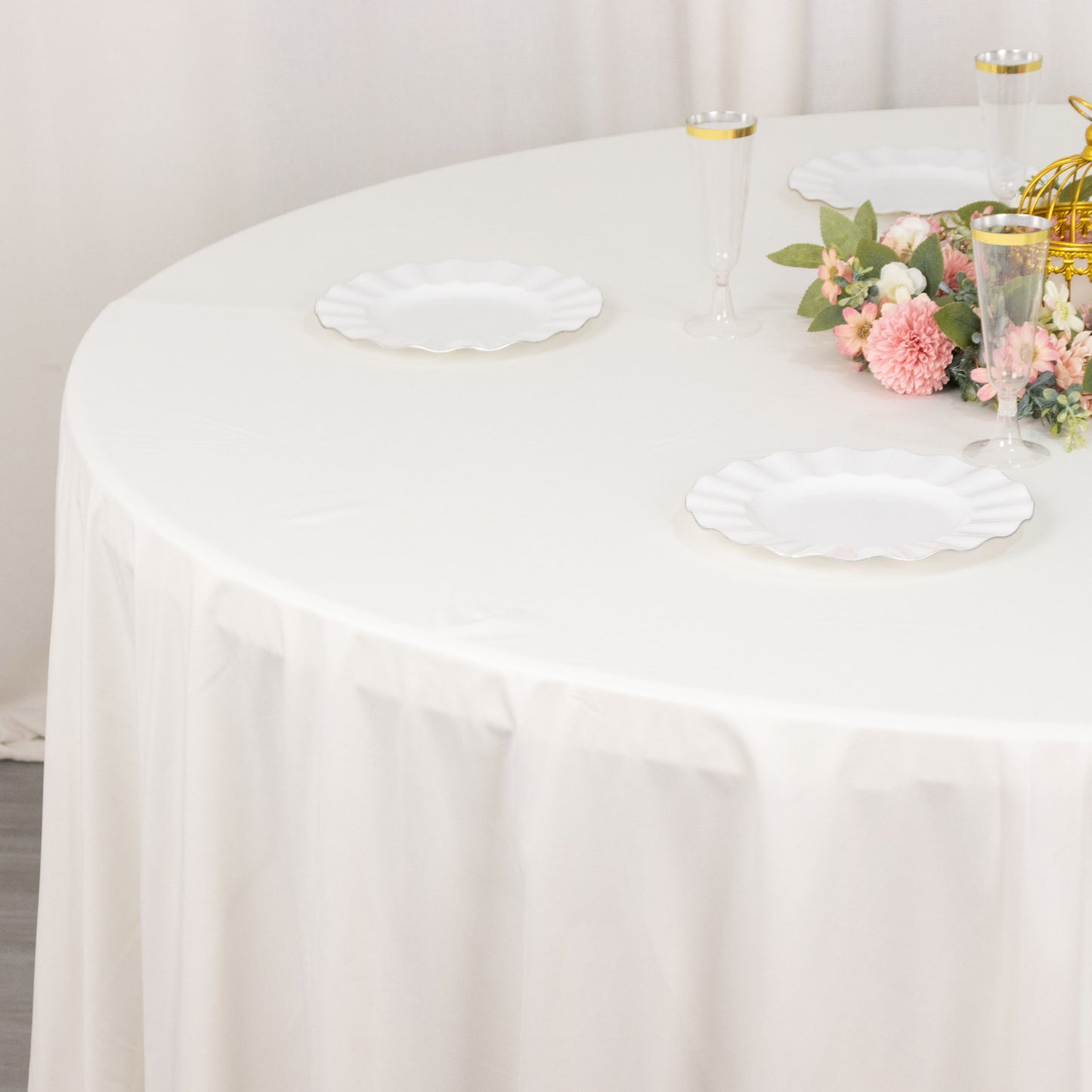 132" Ivory Premium Scuba Wrinkle Free Round Tablecloth, Seamless Scuba Polyester Tablecloth