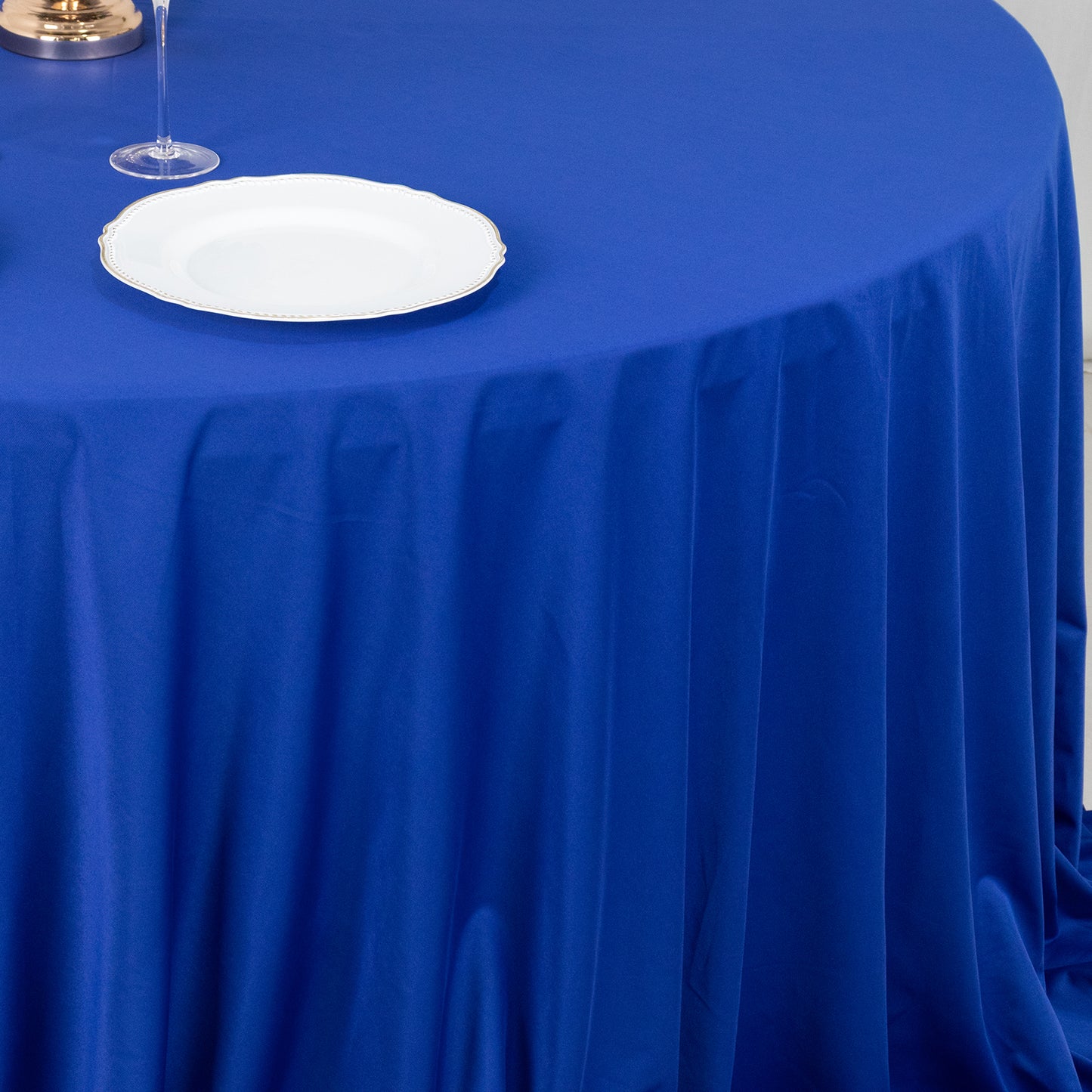 132" Royal Blue Premium Scuba Wrinkle Free Round Tablecloth, Seamless Scuba Polyester Tablecloth