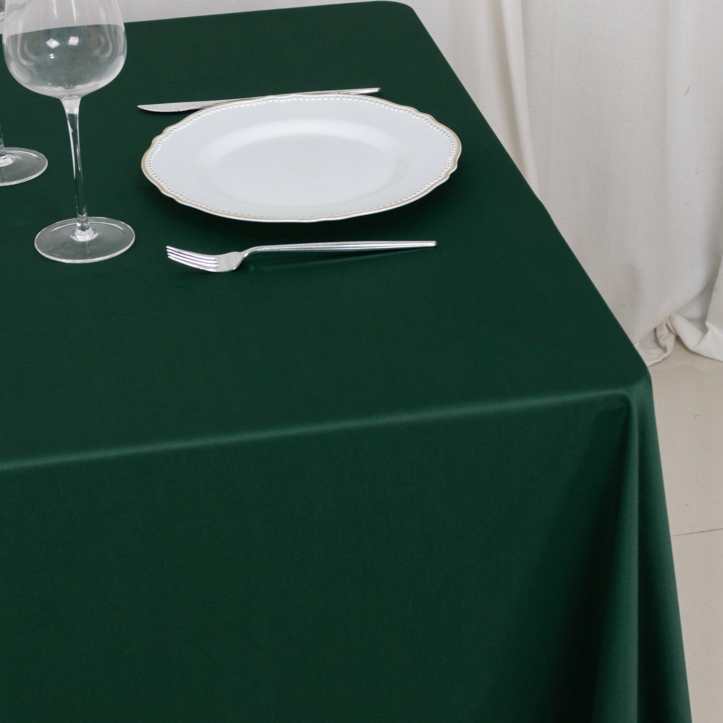 70" Hunter Emerald Green Premium Scuba Wrinkle Free Square Tablecloth, Scuba Polyester Tablecloth