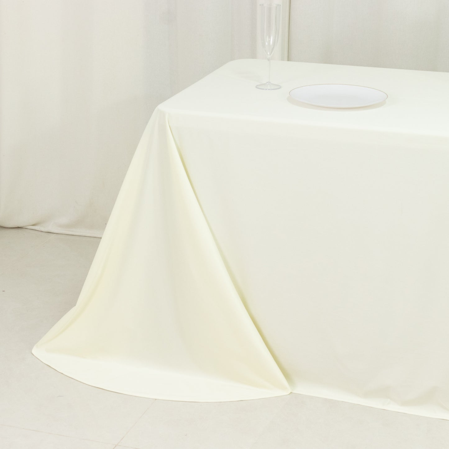 Scuba Rectangular 90"x156" Tablecloth Ivory with Rounded Corners – Seamless, Wrinkle Free & Stain Resistant Table Cover