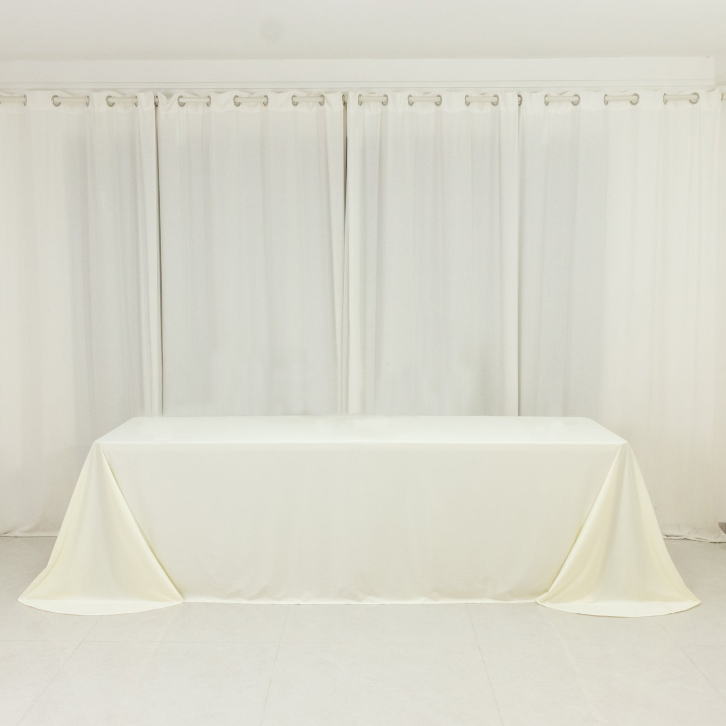 Scuba Rectangular 90"x156" Tablecloth Ivory with Rounded Corners – Seamless, Wrinkle Free & Stain Resistant Table Cover