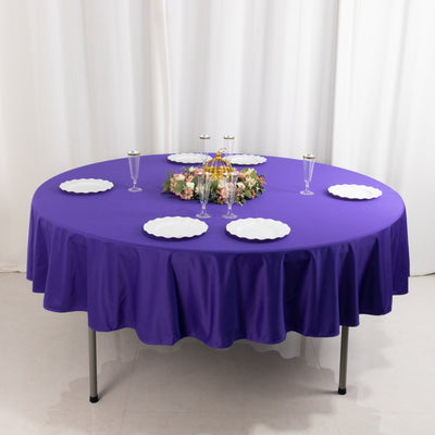 Seamless Table Cover for a Refined Look