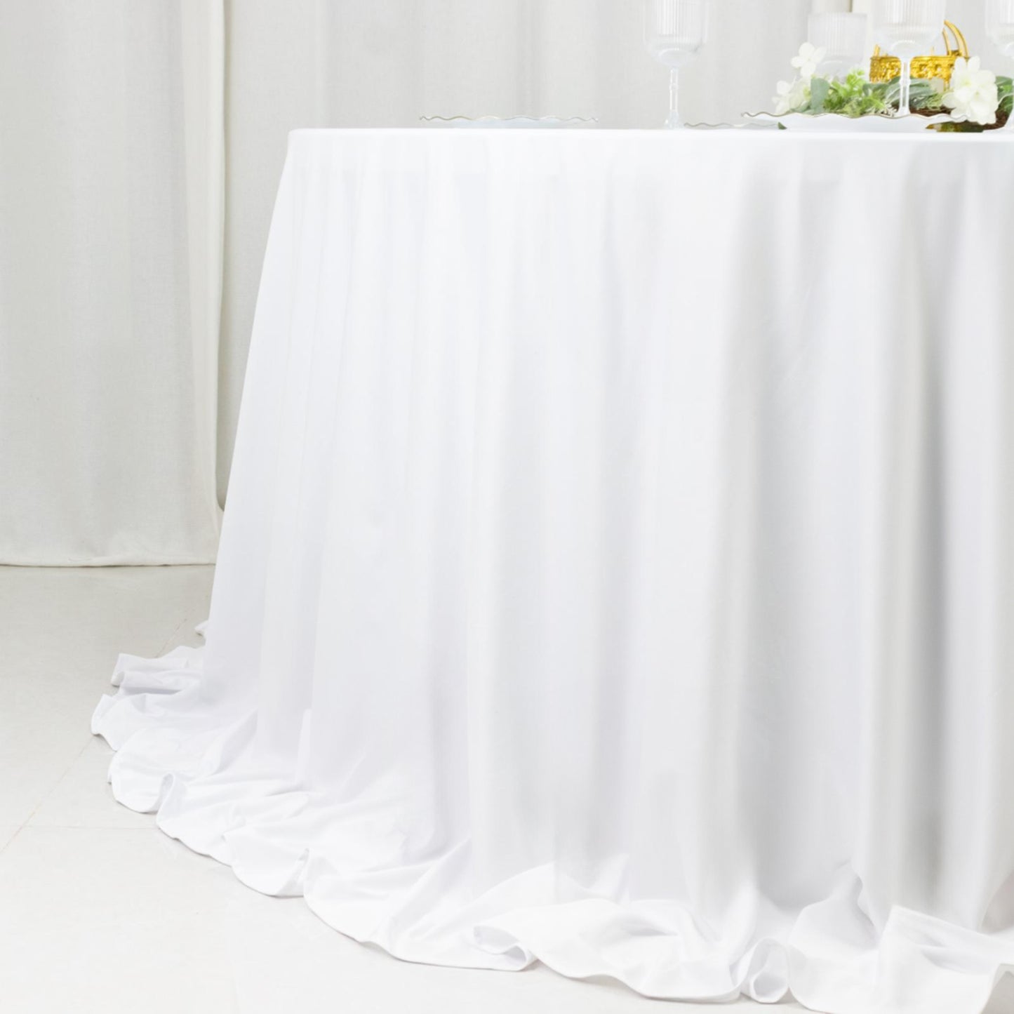 Fire Retardant Scuba Tablecloth – 132" Round White, Wrinkle Free, Stain Resistant, Seamless Polyester Cover