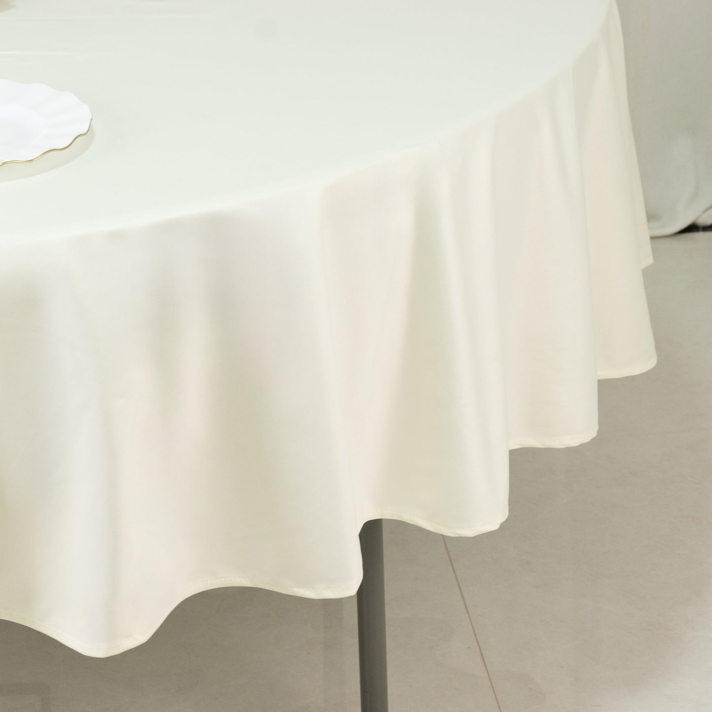 Fire Retardant Scuba Tablecloth – 90" Round Ivory, Wrinkle Free, Stain Resistant Polyester Cover