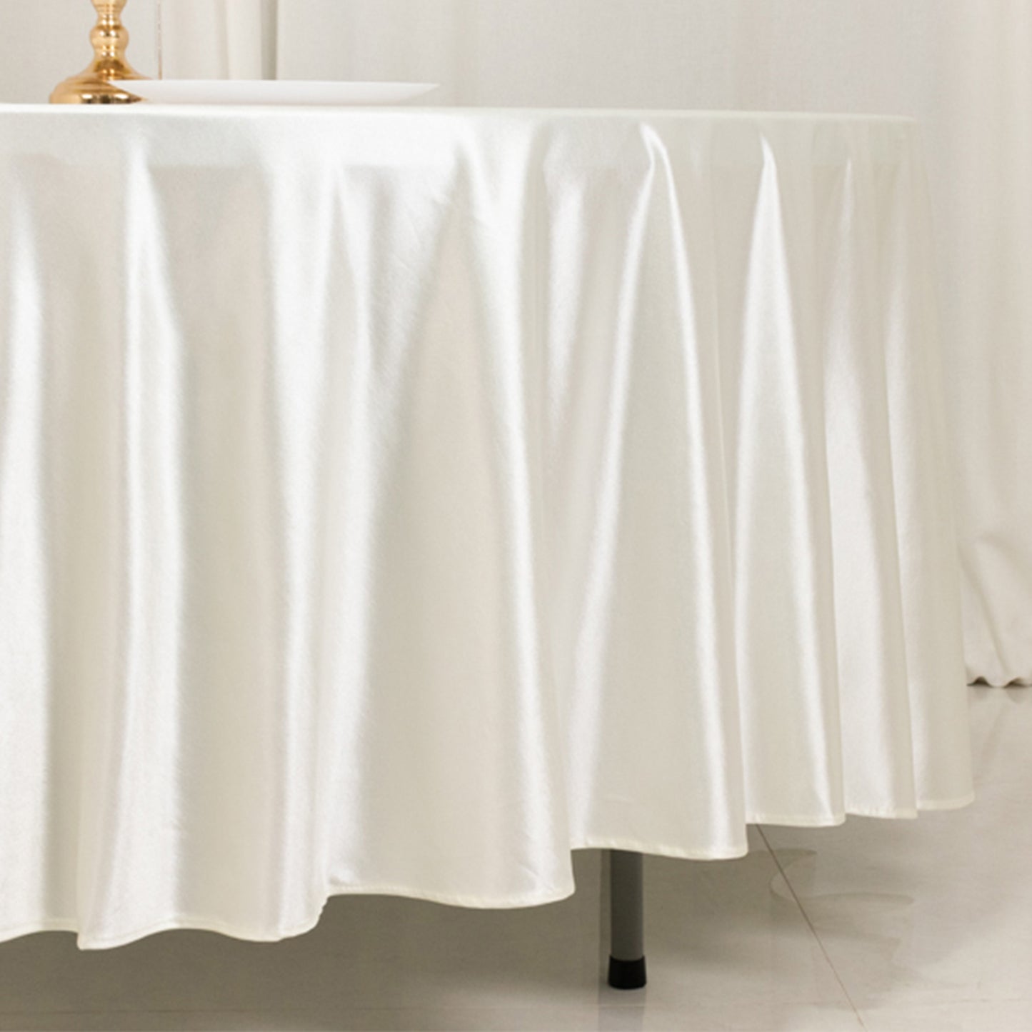 108" Shimmer Pearl White Premium Scuba Round Tablecloth, Wrinkle Free Seamless Polyester Table Cover