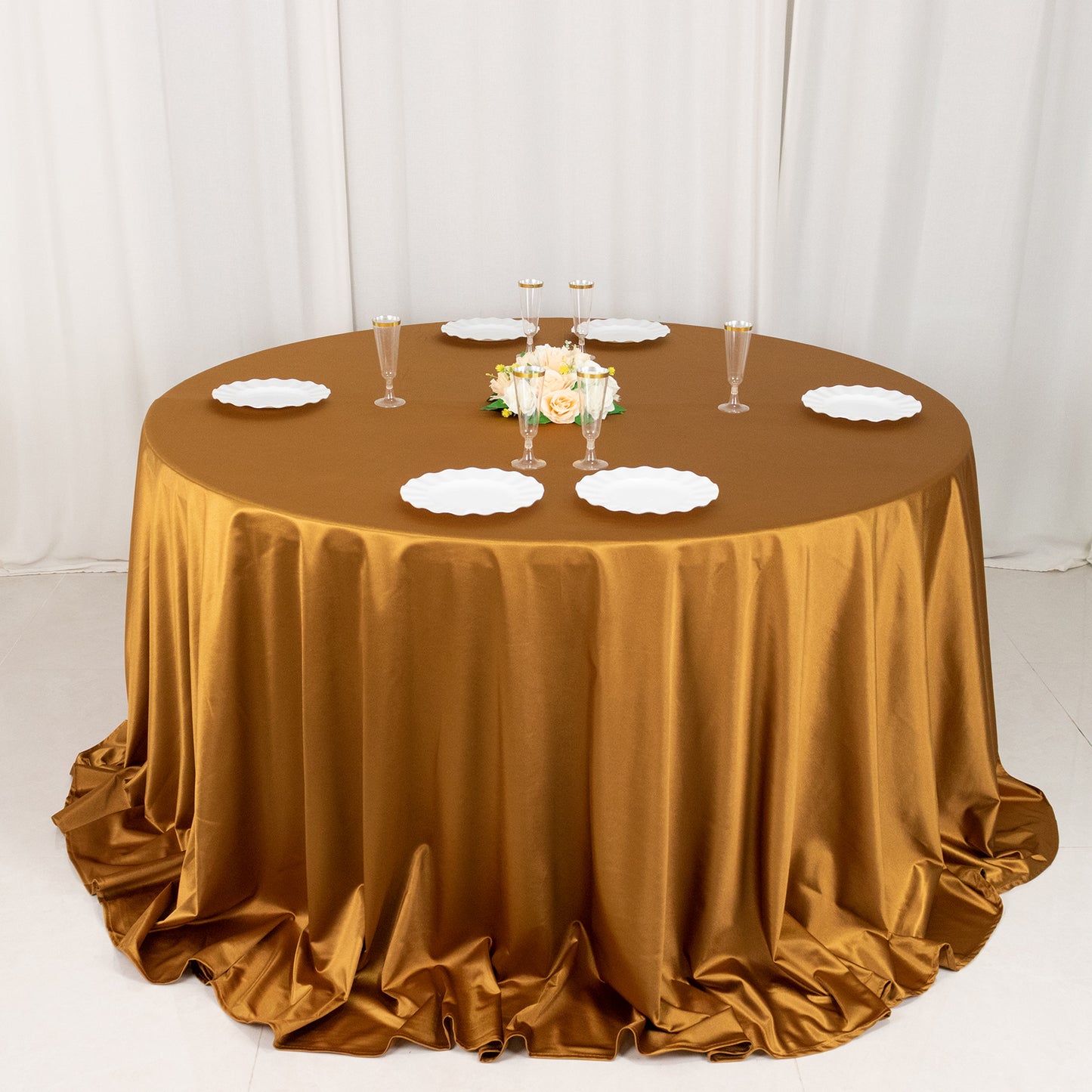 132" Shimmer Gold Premium Scuba Round Tablecloth, Wrinkle Free Seamless Polyester Tablecloth