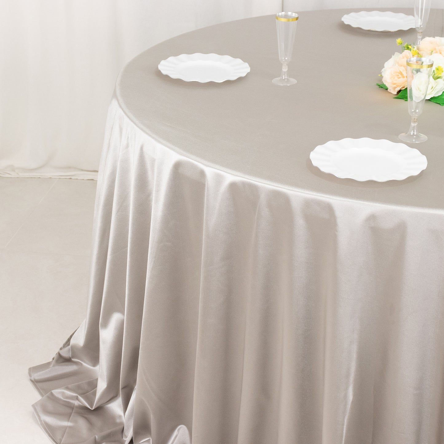 132" Shimmer Silver Premium Scuba Round Tablecloth, Wrinkle Free Seamless Polyester Tablecloth