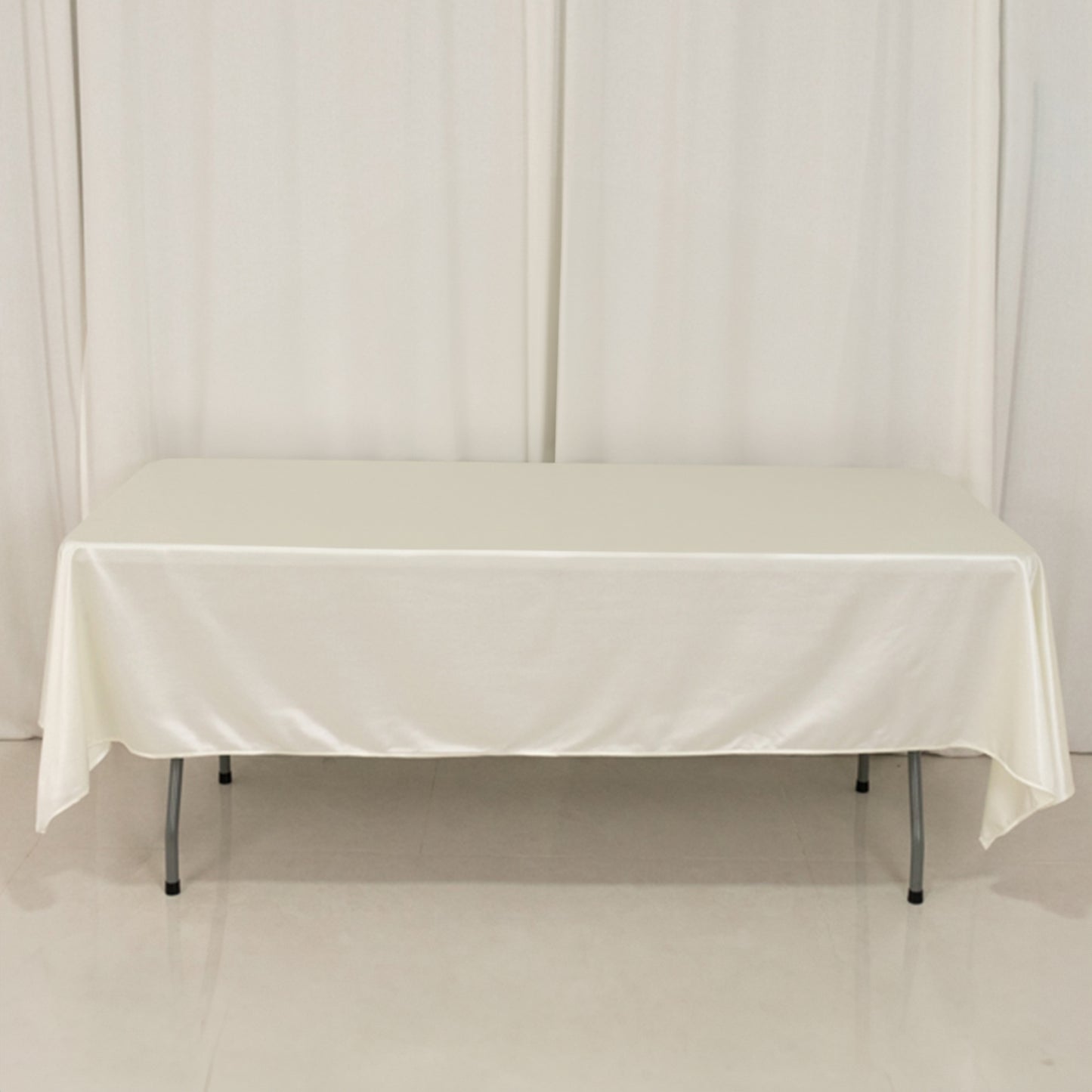 60"x102" Shimmer Pearl White Scuba Rectangle Tablecloth, Wrinkle Free Seamless Premium Polyester Table Cover