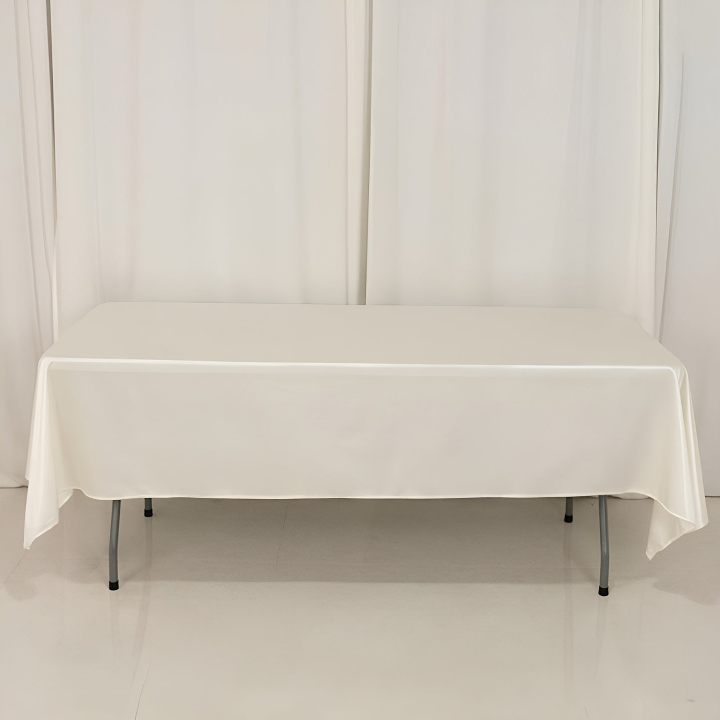 60"x102" Shimmer Pearl White Scuba Rectangle Tablecloth, Wrinkle Free Seamless Polyester Table Cover