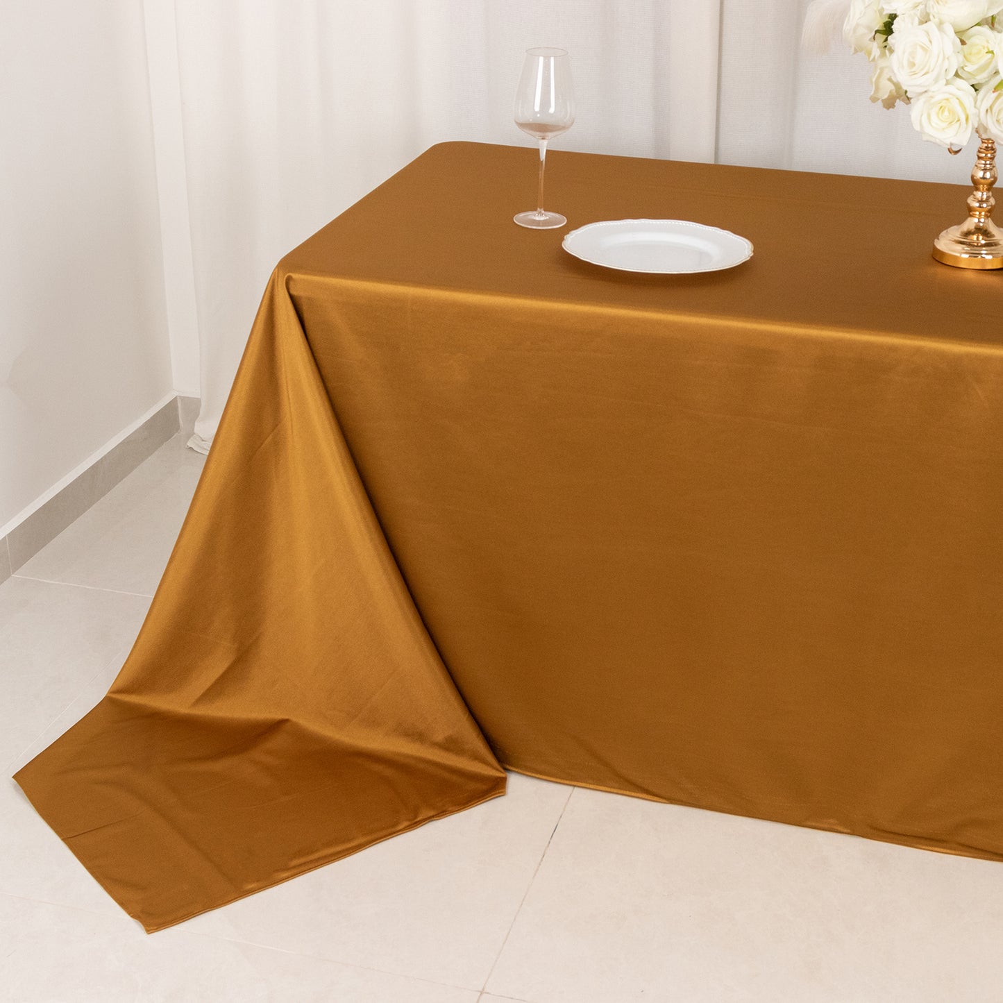 90"x156" Shimmer Gold Premium Scuba Rectangle Tablecloth, Wrinkle Free Seamless Polyester Tablecloth for 8 Foot Table With Floor-Length Drop