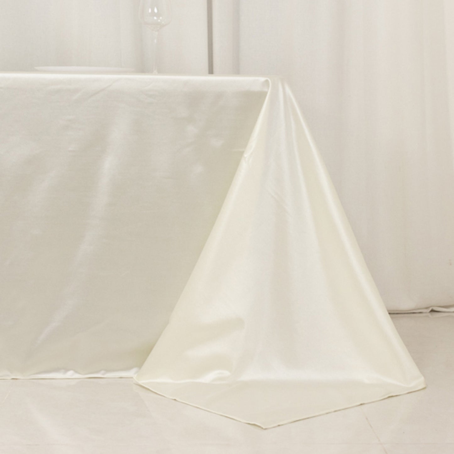 90"x156" Shimmer Pearl White Scuba Rectangle Tablecloth, Wrinkle Free Seamless Premium Polyester Table Cover for 8 Foot Tables With Floor-Length Drop