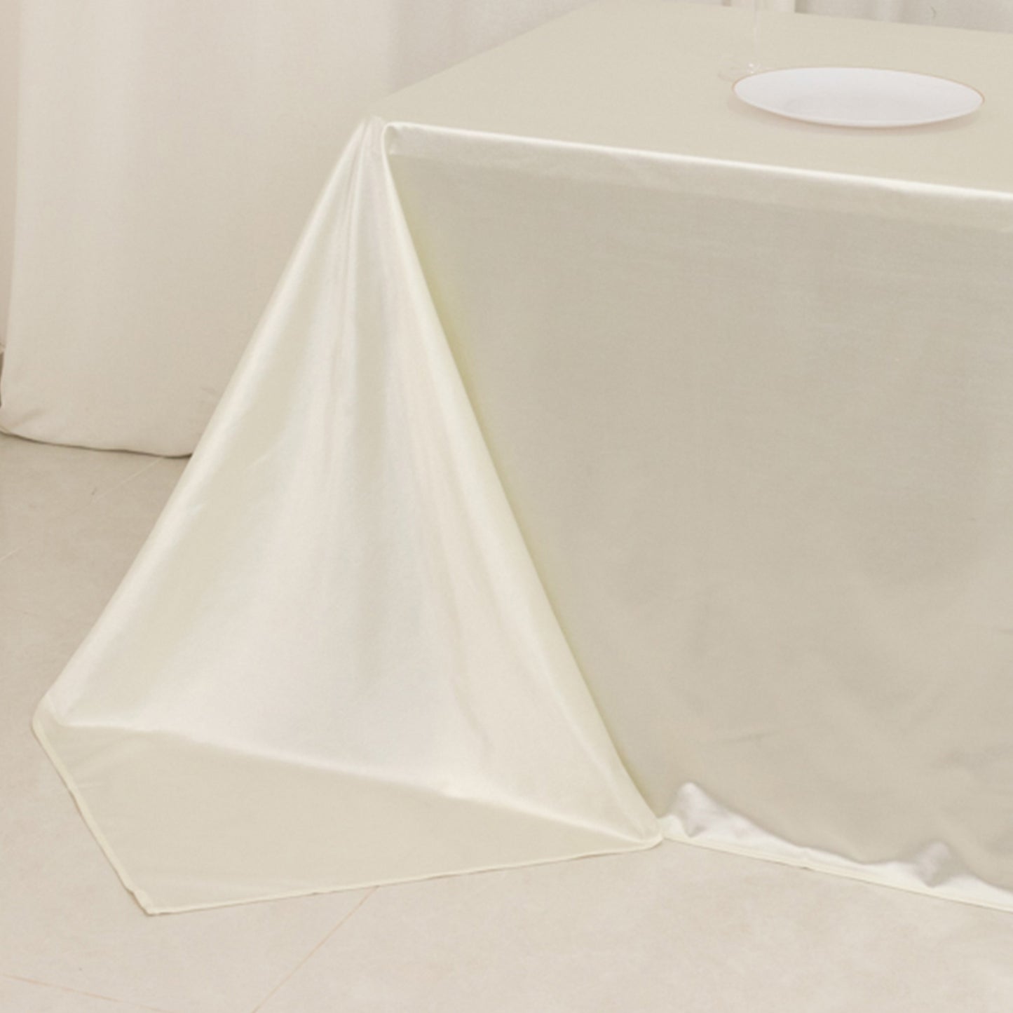 90"x156" Shimmer Pearl White Scuba Rectangle Tablecloth, Wrinkle Free Seamless Premium Polyester Table Cover for 8 Foot Tables With Floor-Length Drop