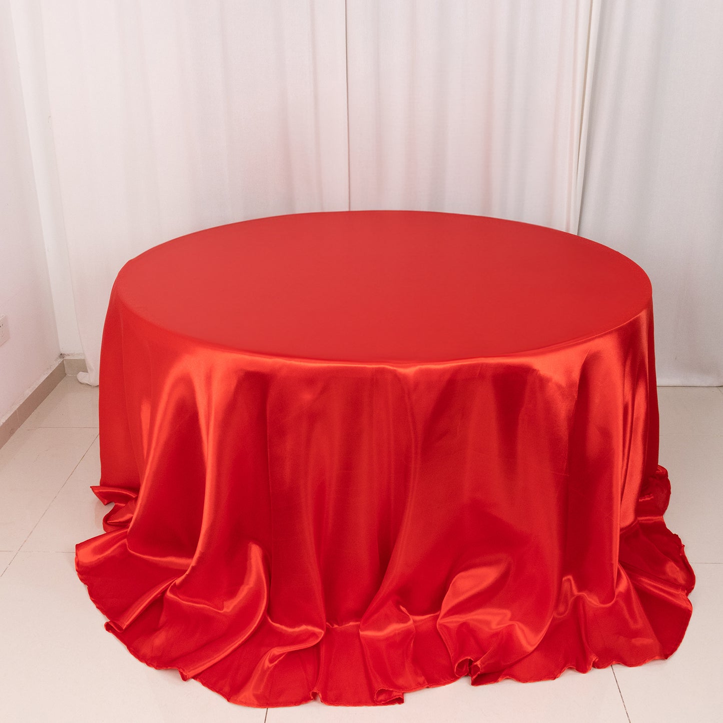 132" Red Seamless Satin Round Tablecloth