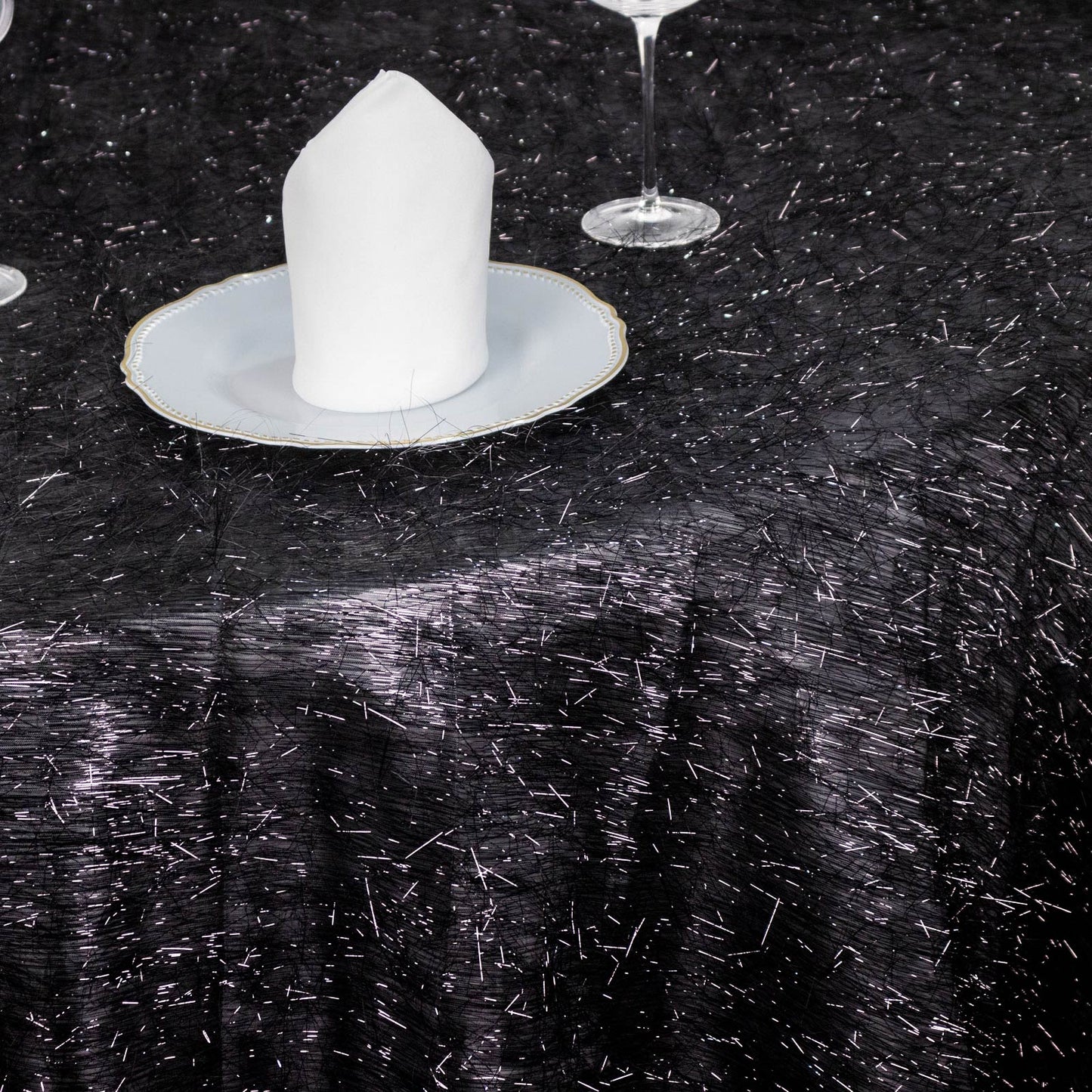 120" Black Metallic Premium Tinsel Shag Round Tablecloth, Shimmery Metallic Fringe Polyester Tablecloth