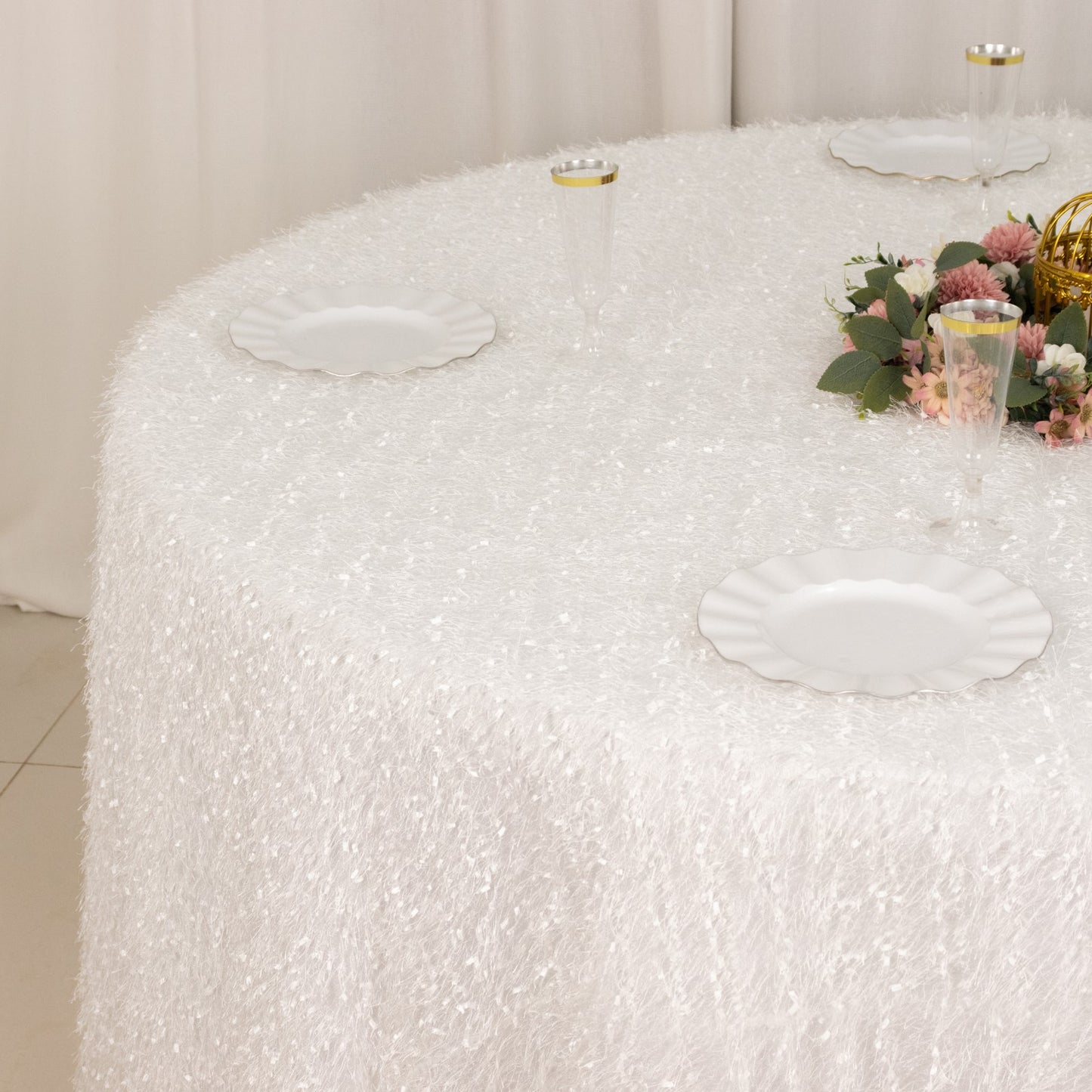 120" White Fringe Shag Polyester Round Tablecloth