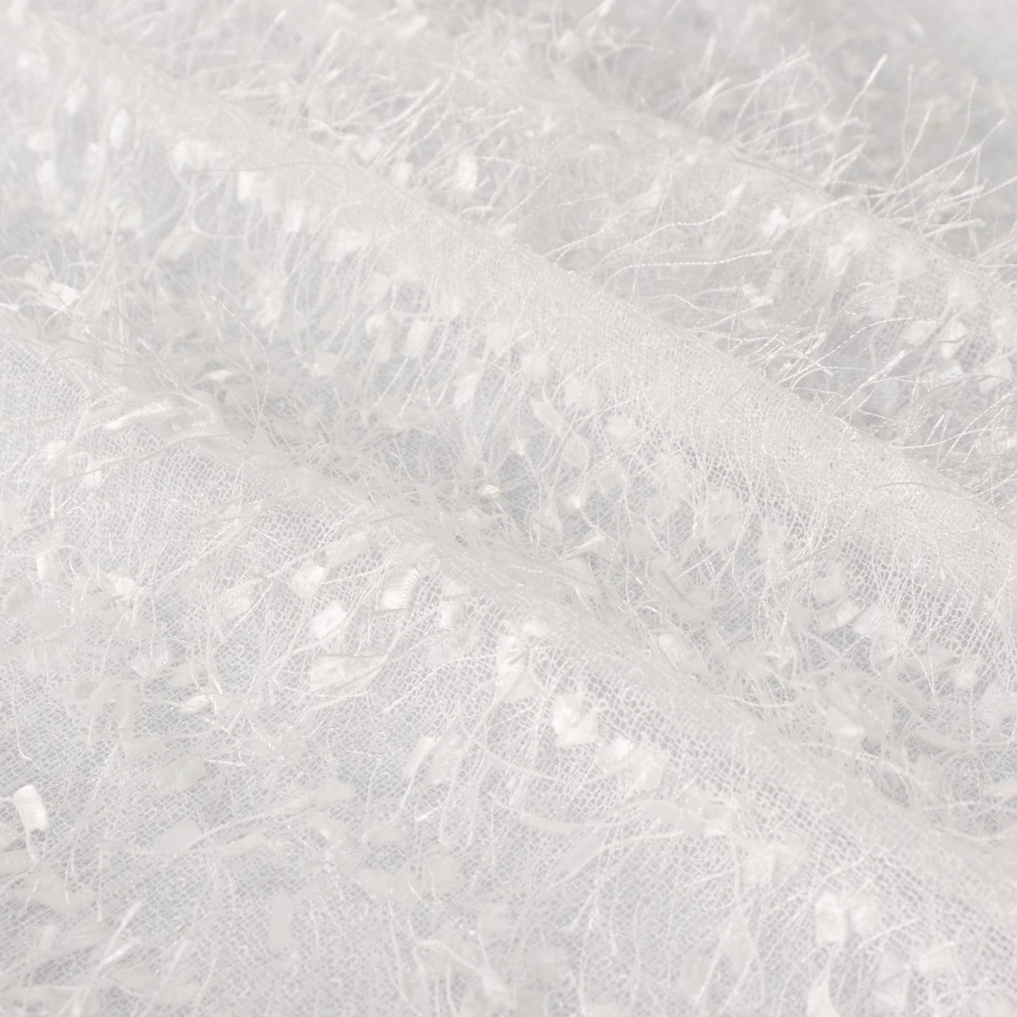 120" White Fringe Shag Polyester Round Tablecloth