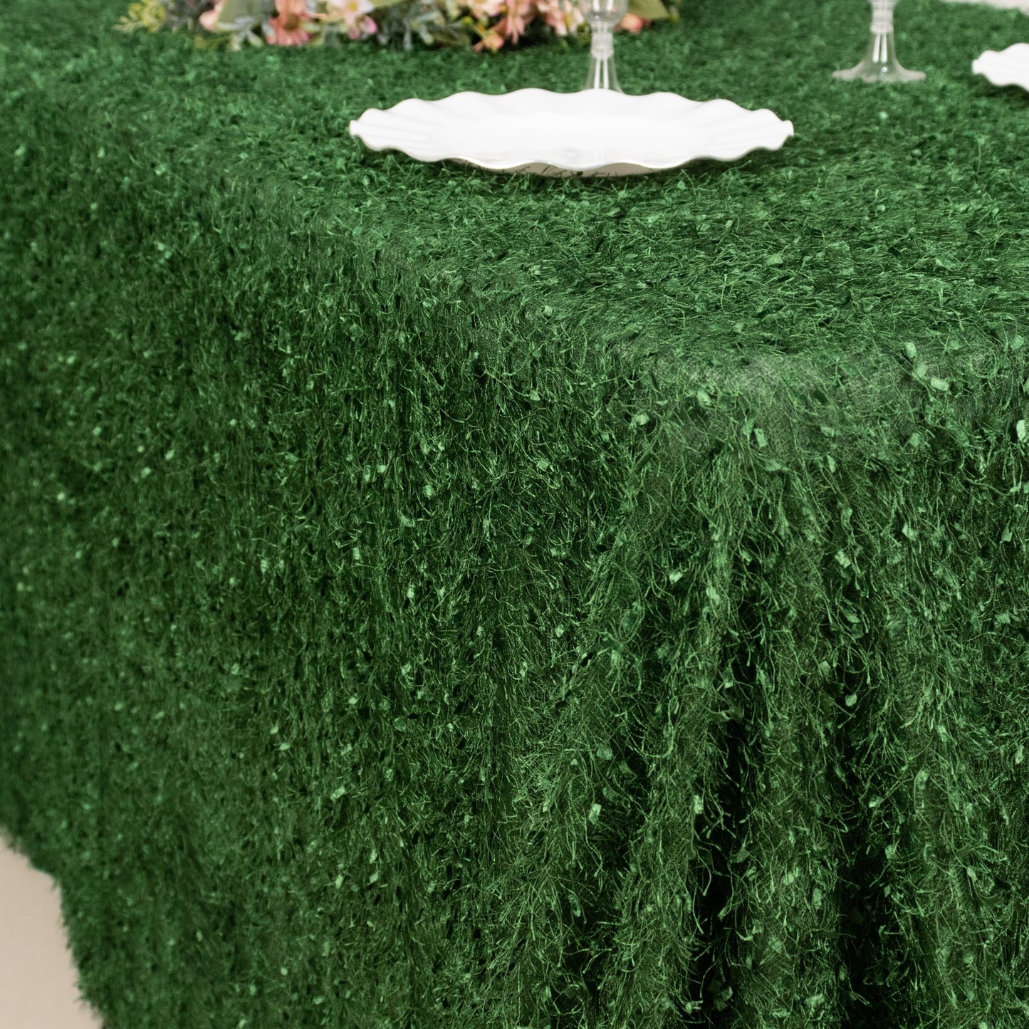 Green fringe shag polyester rectangular tablecloth.