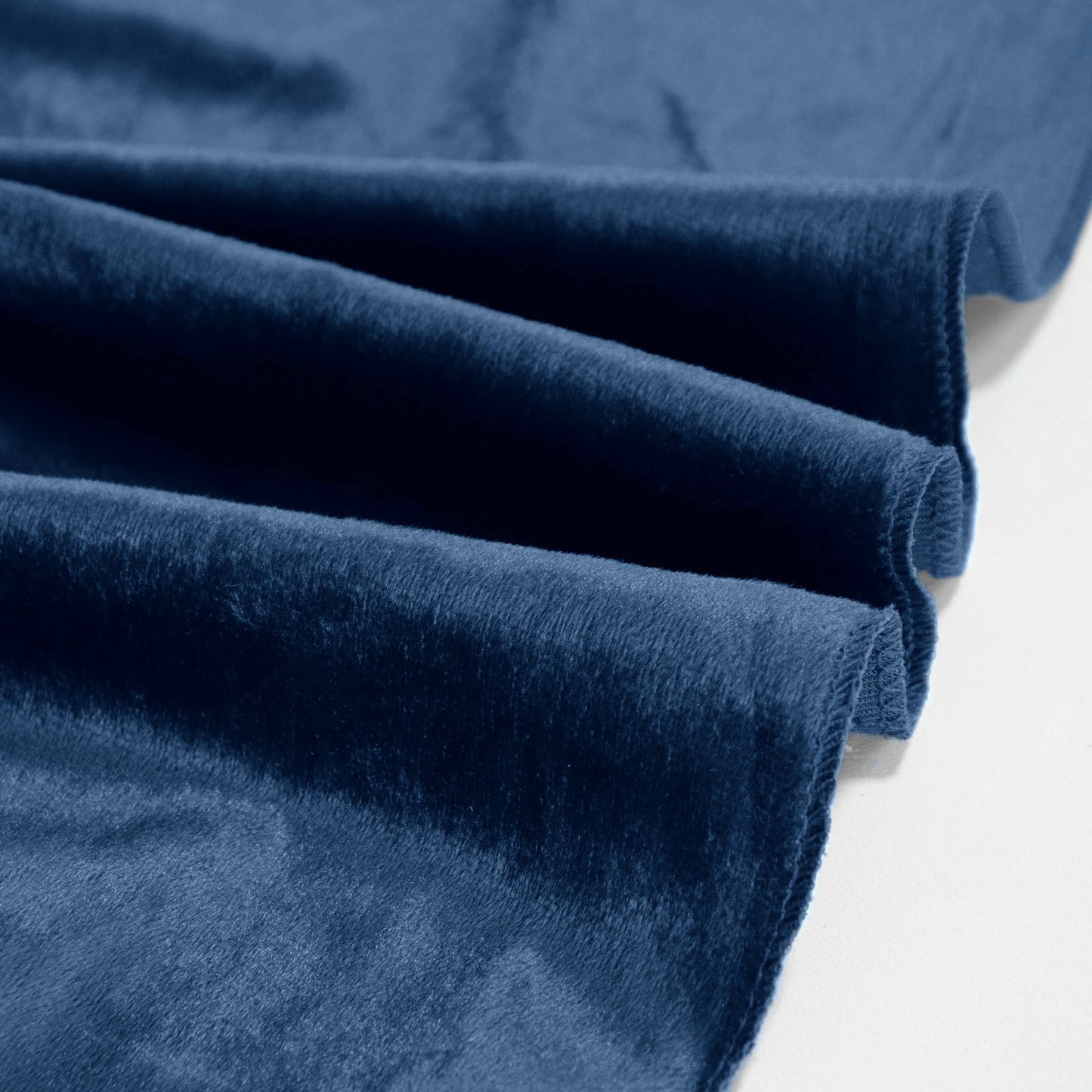 Premium Velvet 132" Round Tablecloth Navy Blue - Reusable & Soft Table Cover