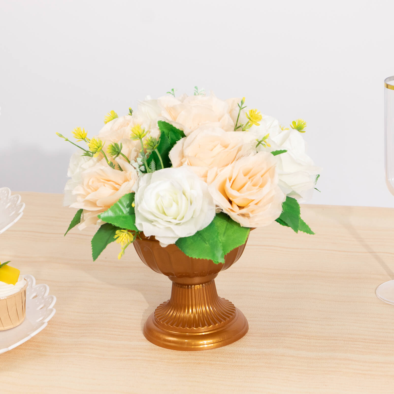 plastic planter table 4-Pack Plastic Flower Pot Vases Roman Style Gold 6"