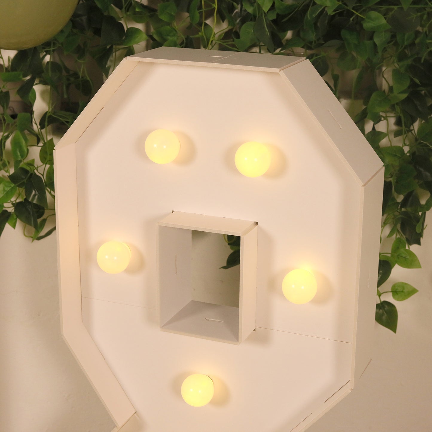 Giant LED Marquee Light Up Symbol "&", White 4ft Pre-Cut Foam Board with 10 Warm White Battery Operated LEDs, Glue Gun and Sticks