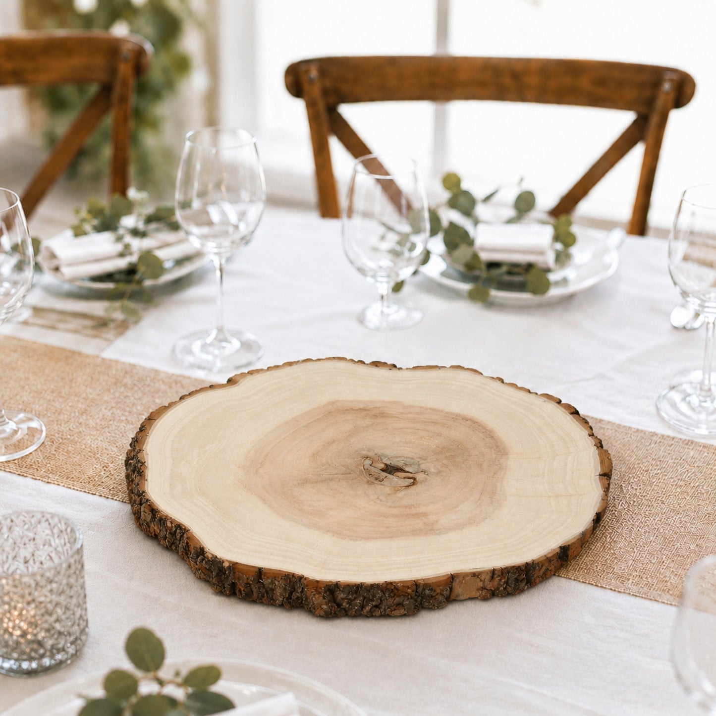 Round rustic wood slice centerpiece with natural wood color