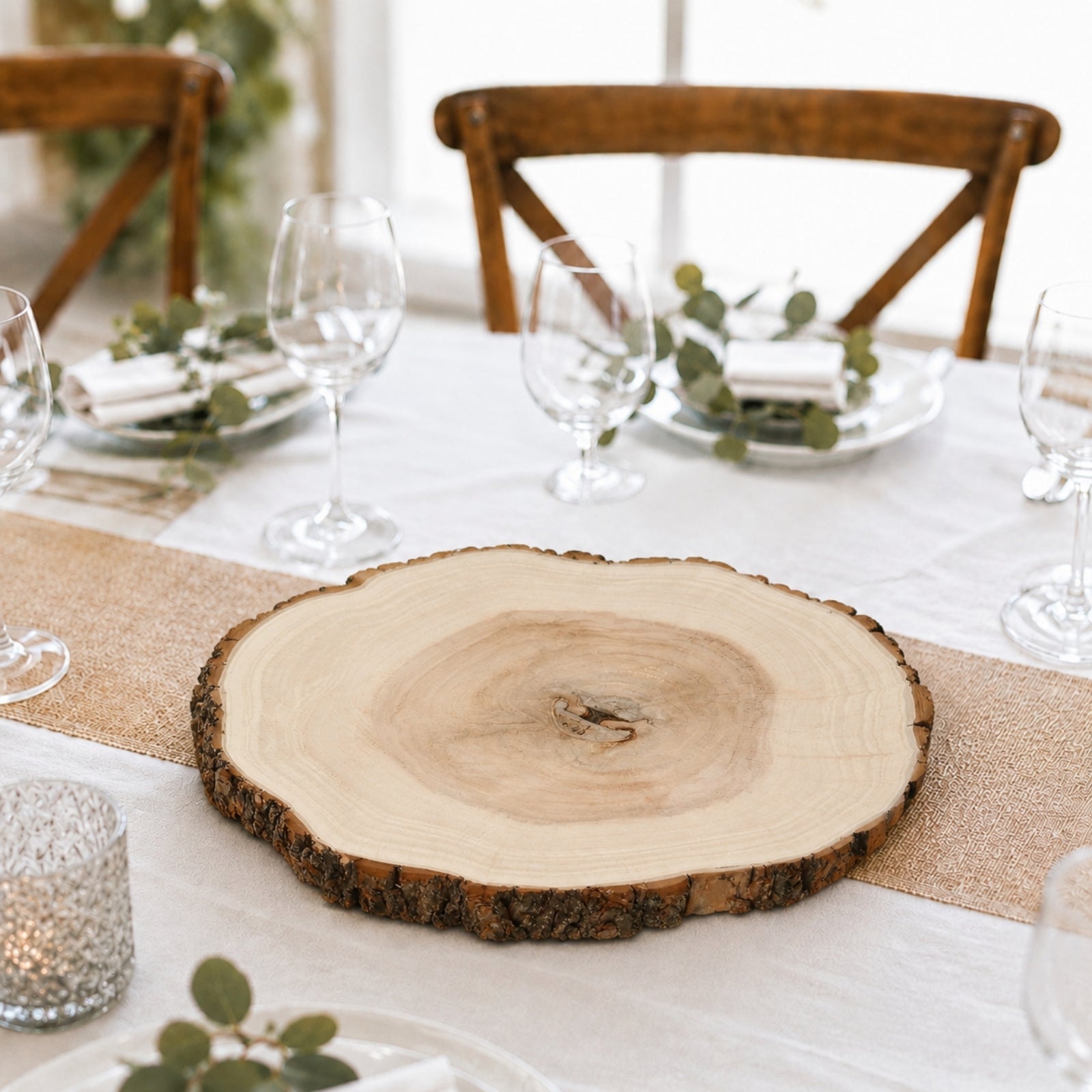 Round rustic wood slice centerpiece with natural wood color