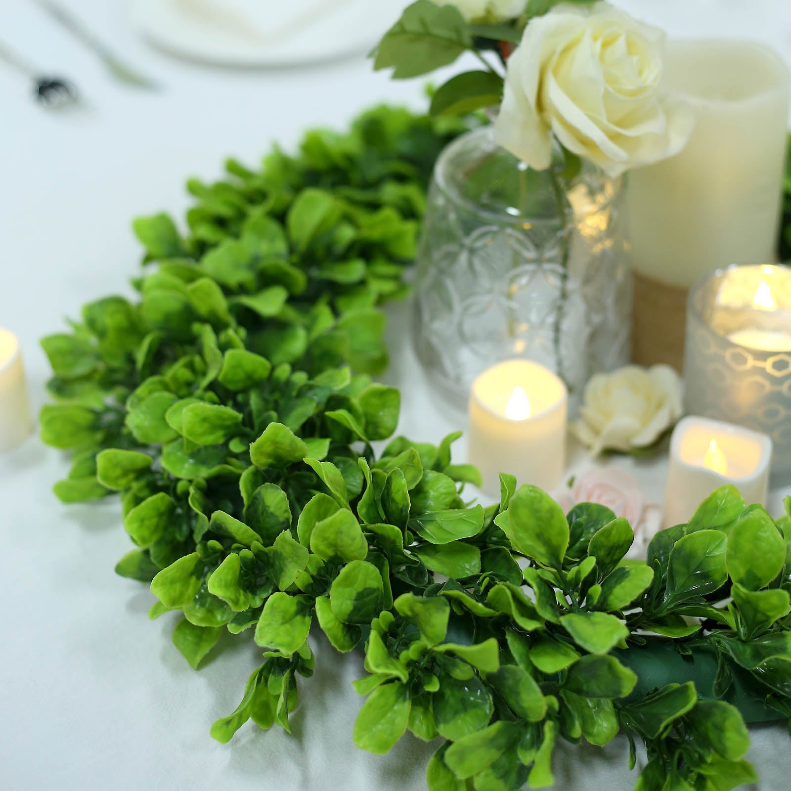 21" Green Artificial Lifelike Jasmine Leaf Spring Wreaths - Set of 2