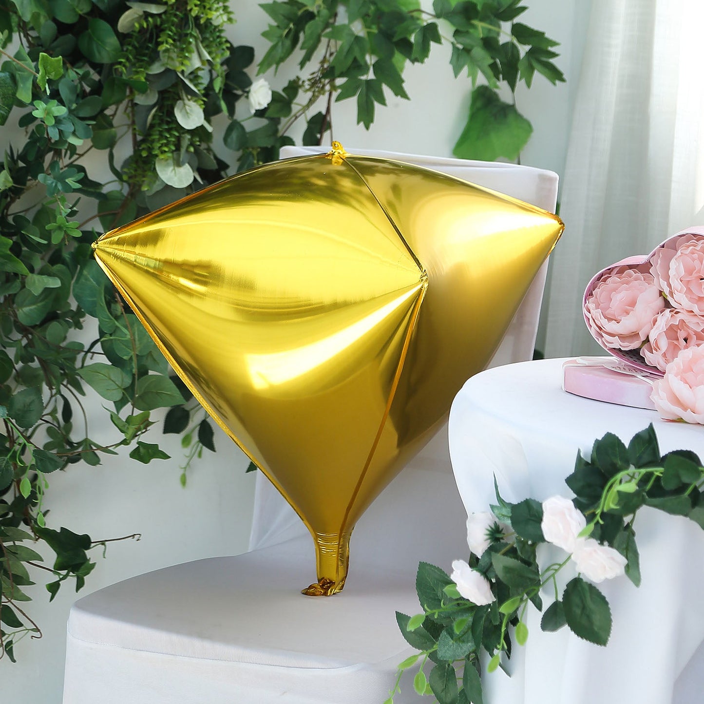 16" shiny gold 4D diamond foil balloon, self-sealing and reusable.