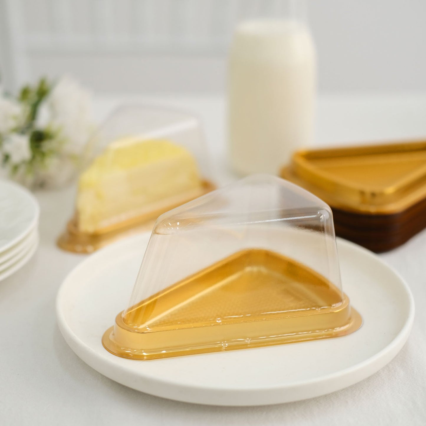 50 Pack | Gold/Clear Plastic Cake Slice Favor Containers, Triangle Party Boxes Treat Display Holder - 6"x4.5"x2.5"