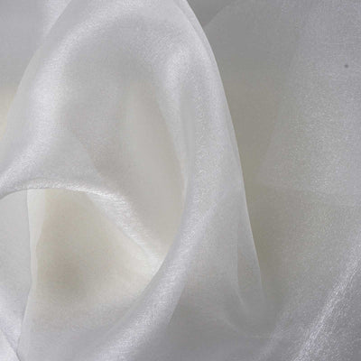 Elegant Centerpieces with Chiffon Accents