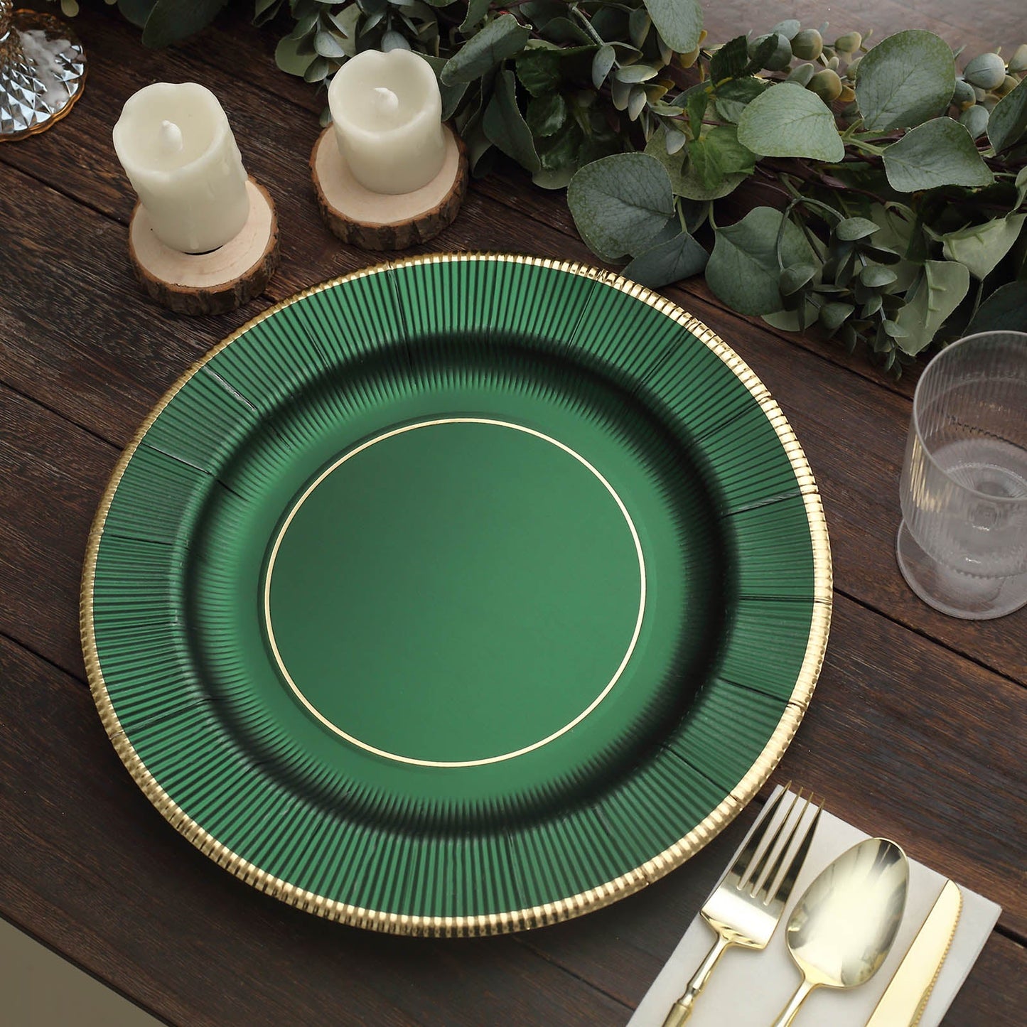 25 Pack | 13inch Hunter Emerald Green Sunray Disposable Serving Plates