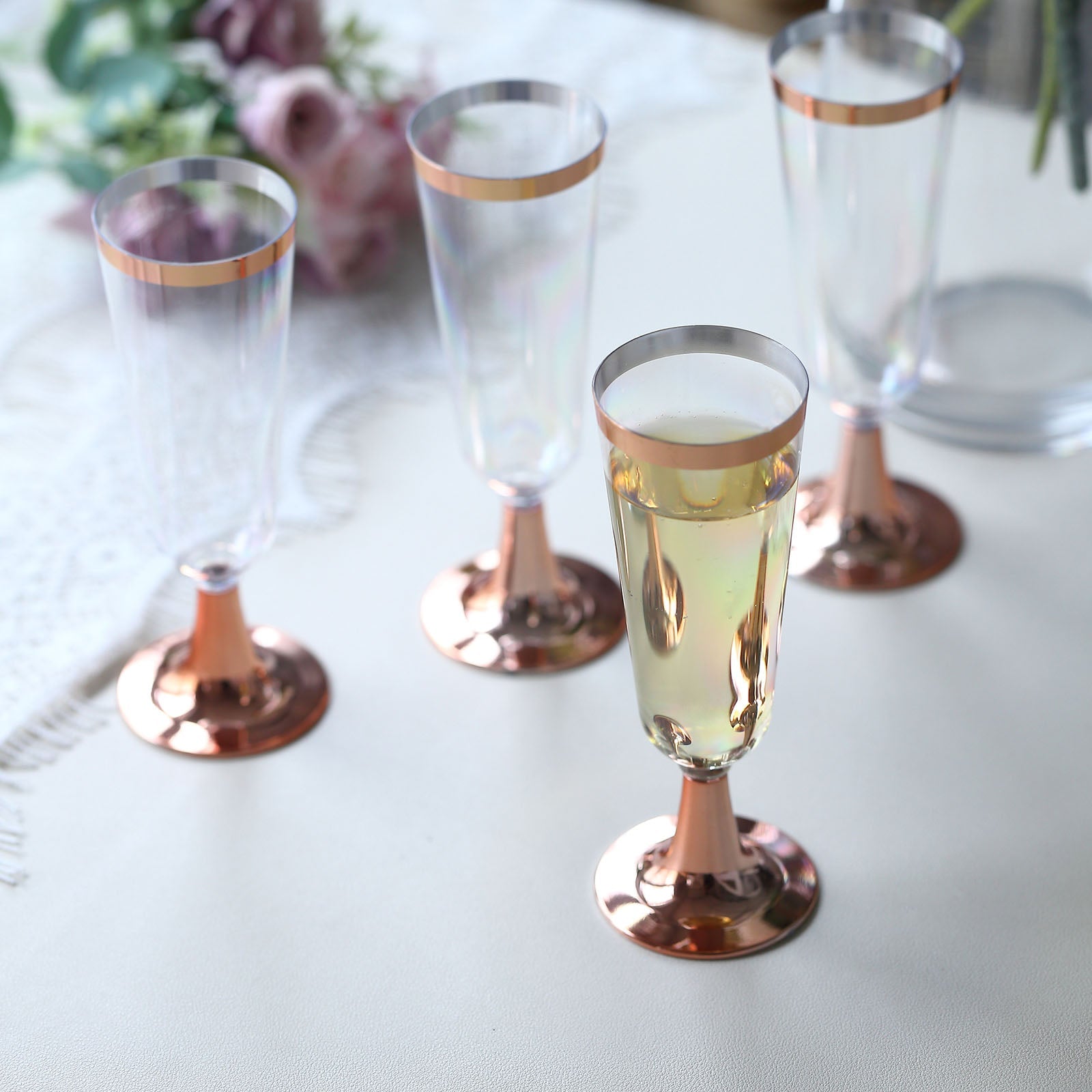 Plastic 5oz Champagne Flutes, Disposable Champagne Glasses with Rose Gold Rimmed and Detachable Base