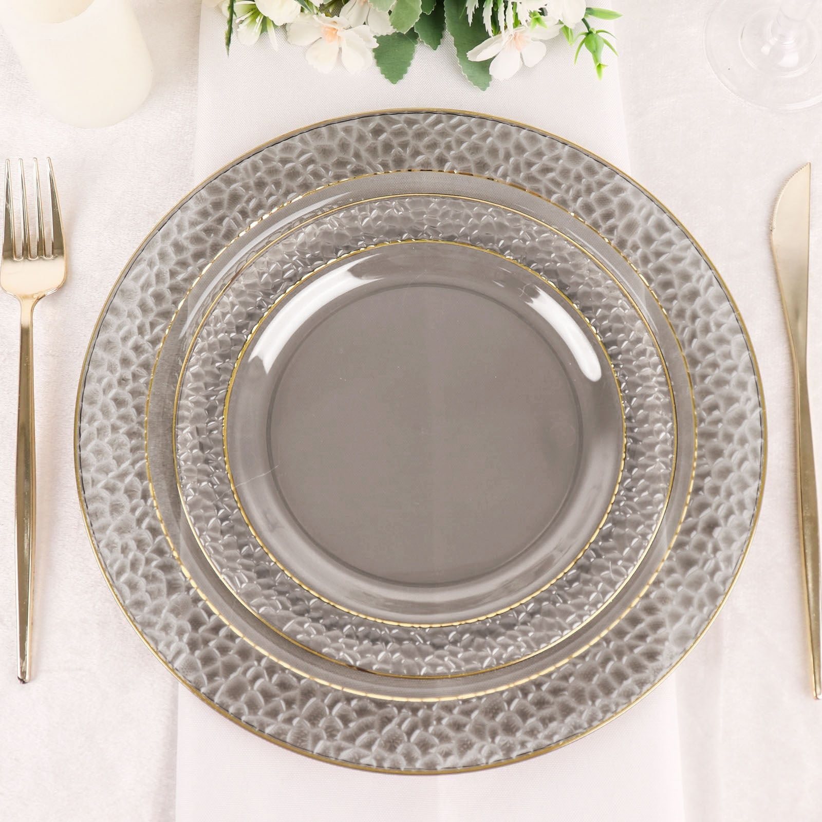 7.5 Inch Plastic Dessert Plates in Opaque Black with Hammered Design 10 Pack