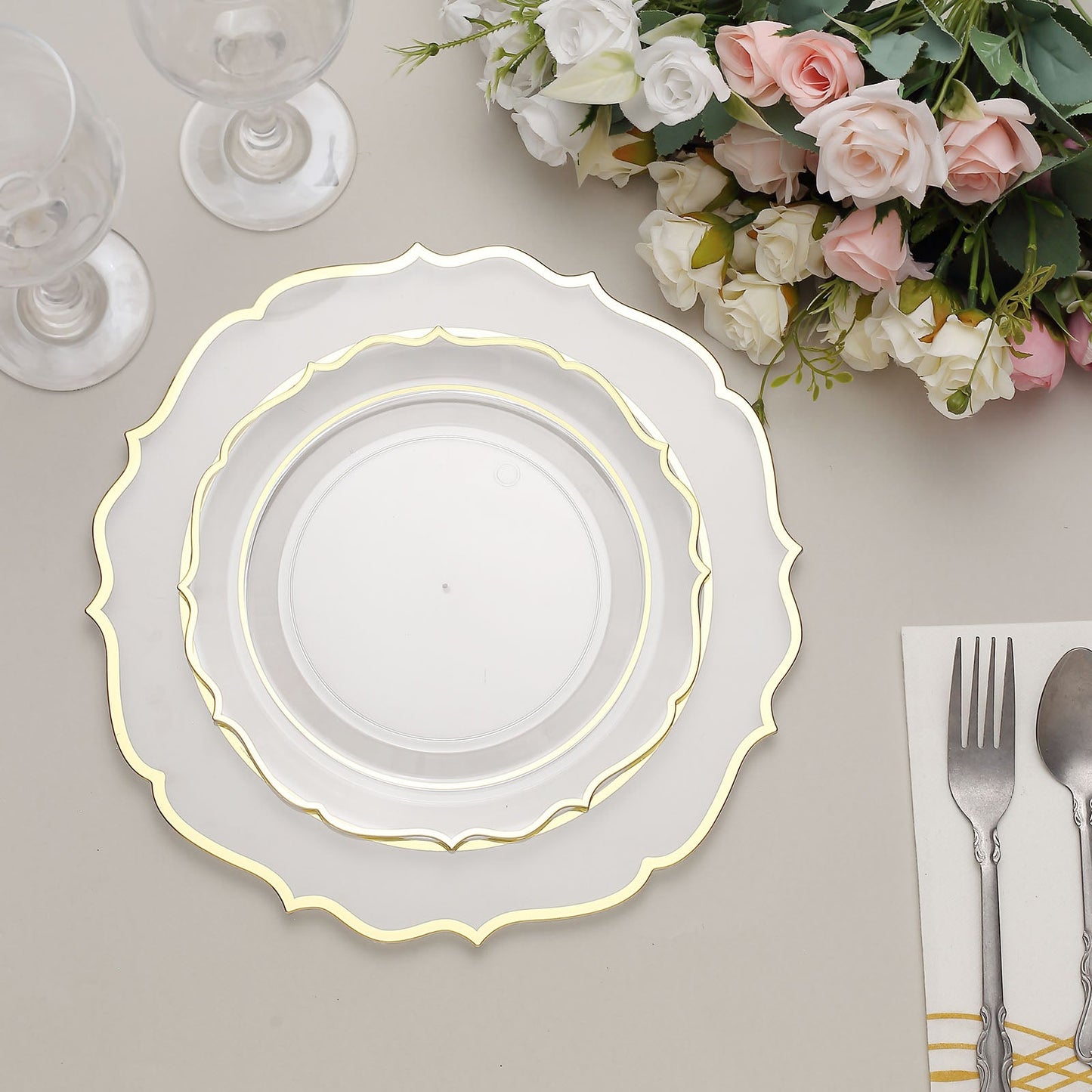10 Pack Of Clear Disposable Plates With Gold Scalloped Rim 8 Inch