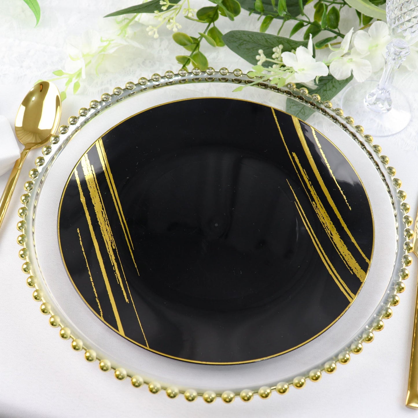 10 Pack of Disposable Black & Gold Brush Stroked Round Plastic Plates 10 Inch