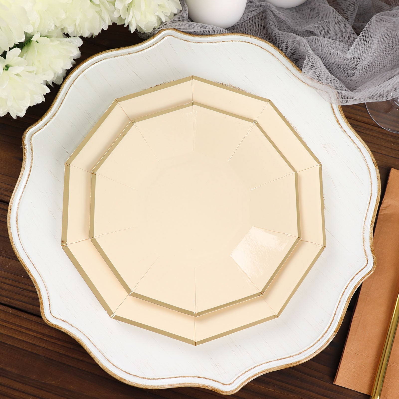 25 Pack 9 Inch Gold Foil Rim Geometric Decagon Design on Beige Paper Plates