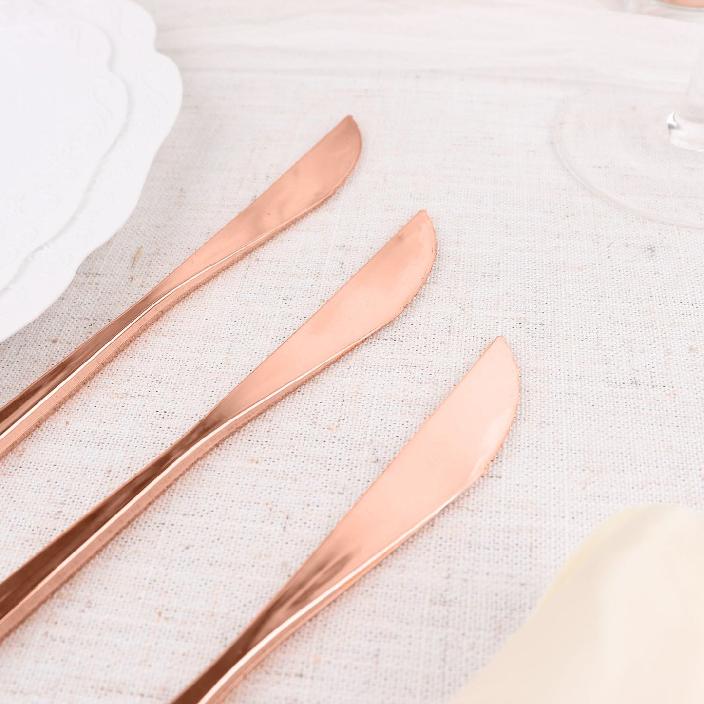 Glossy Rose Gold 8 Inch Heavy Duty Disposable Premium Modern Silverware Knives Flatware Cutlery 24 Pack 