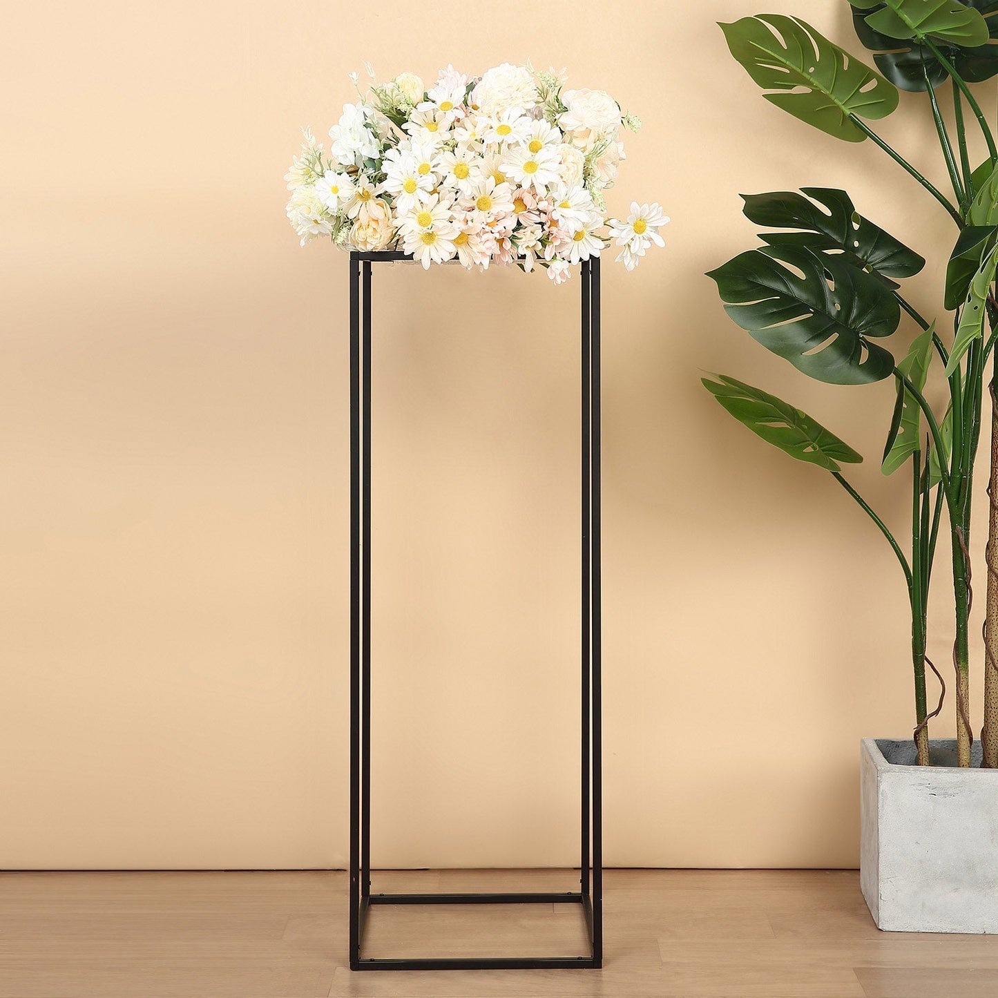 Geometric Column Frame Centerpiece 2 Pack 32 Inch In Metal